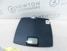 1 TAYLOR DIGITAL BARHROOM SCALE RRP Â£29.99