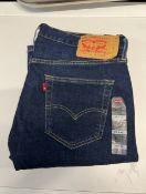 1 BRAND NEW PAIR OF MENS LEVIS 501 ORIGINAL STRAIGHT LEG JEANS SIZE 34X32 RRP Â£89