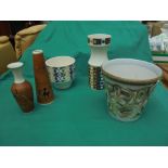 Interesting lot comprising Hornsea 1960's flower vase and additional Hornsea plant pot,