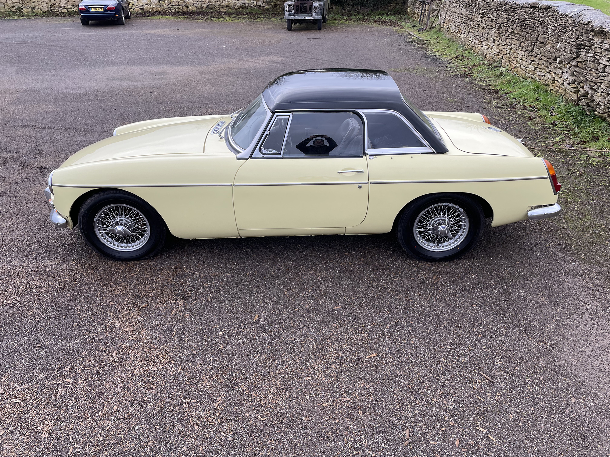 1969 MGB Roadster Reg. no. ROB 299G Chassis no. GHN4156082G Engine no. 18GDRWEH5162 - Image 6 of 26