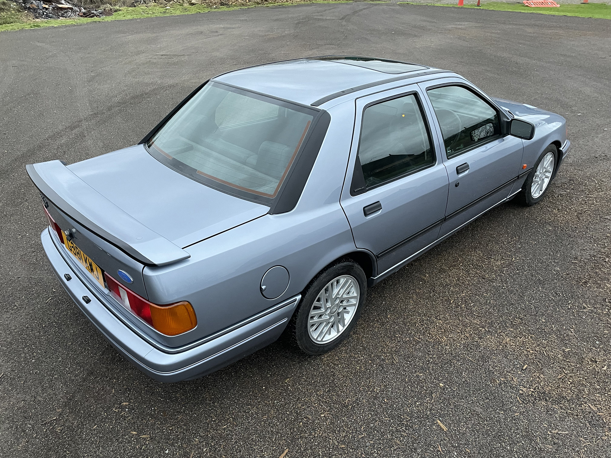 1989 Ford Sierra RS Cosworth Reg. no. G381 KWJ Chassis no. WF0FXXGBBFKR01249 - Image 6 of 26