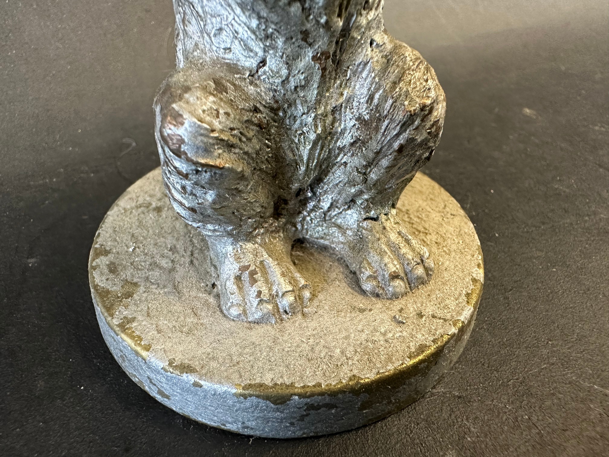 A car accessory mascot in the form of a dog begging, approx. 4" high. - Image 2 of 3