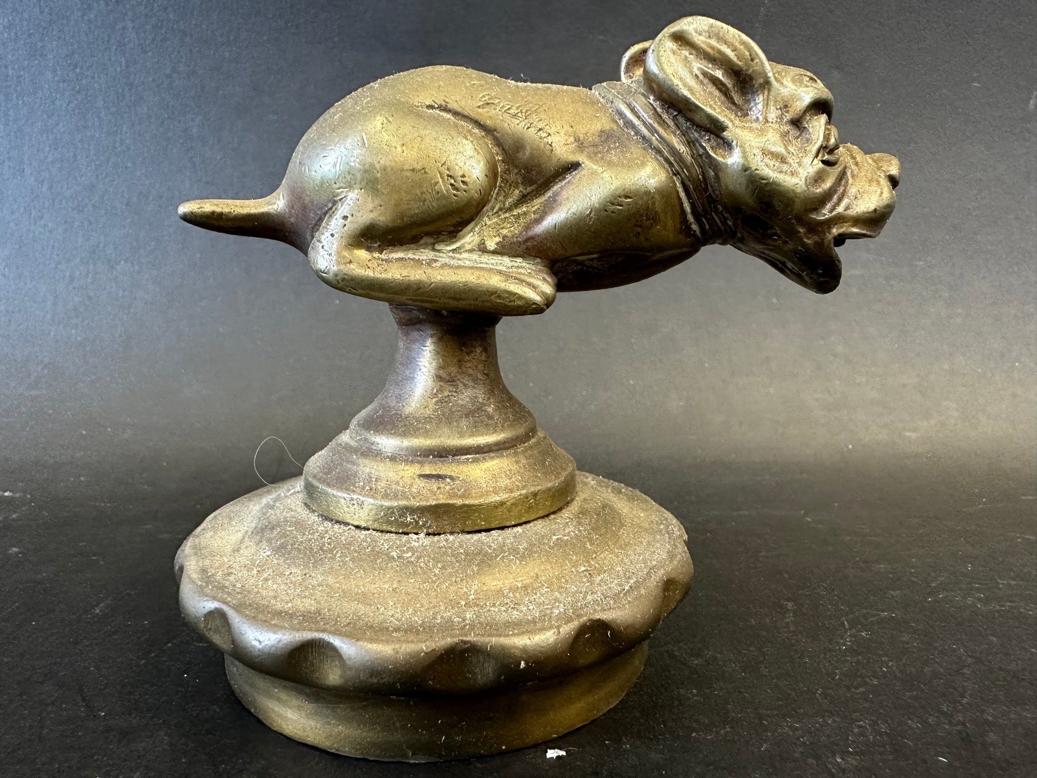 A car mascot in the form of a chasing dog, possibly Bonzo, radiator cap mounted, approx. 3 1/2" - Image 3 of 3