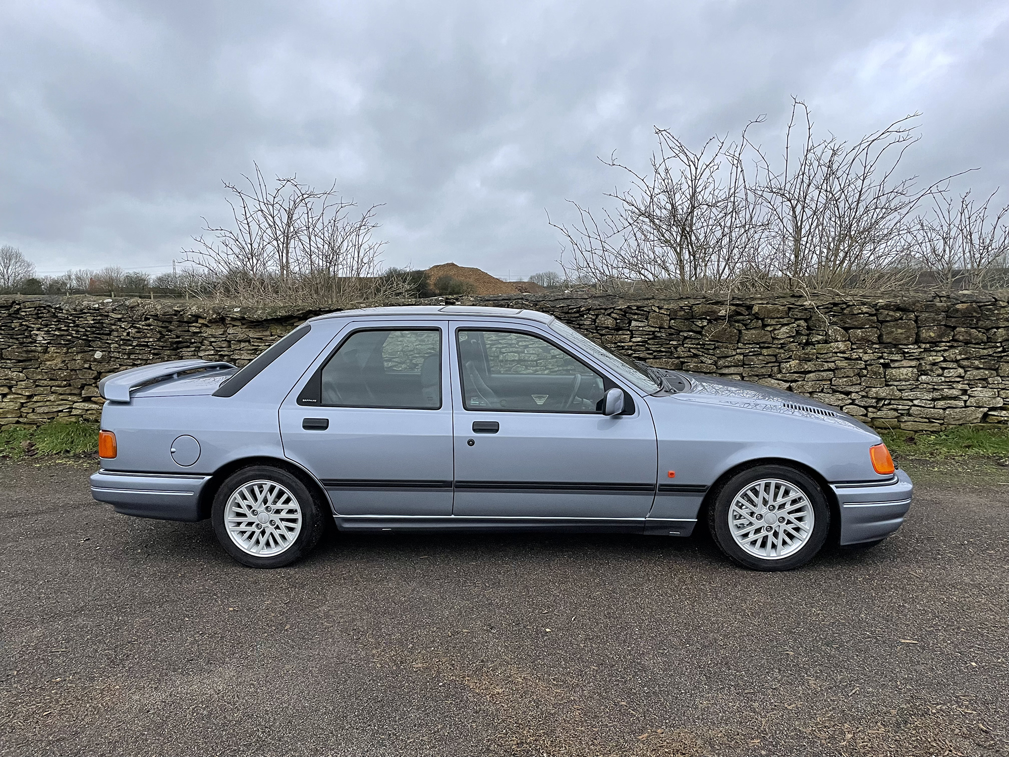 1989 Ford Sierra RS Cosworth Reg. no. G381 KWJ Chassis no. WF0FXXGBBFKR01249 - Image 5 of 26