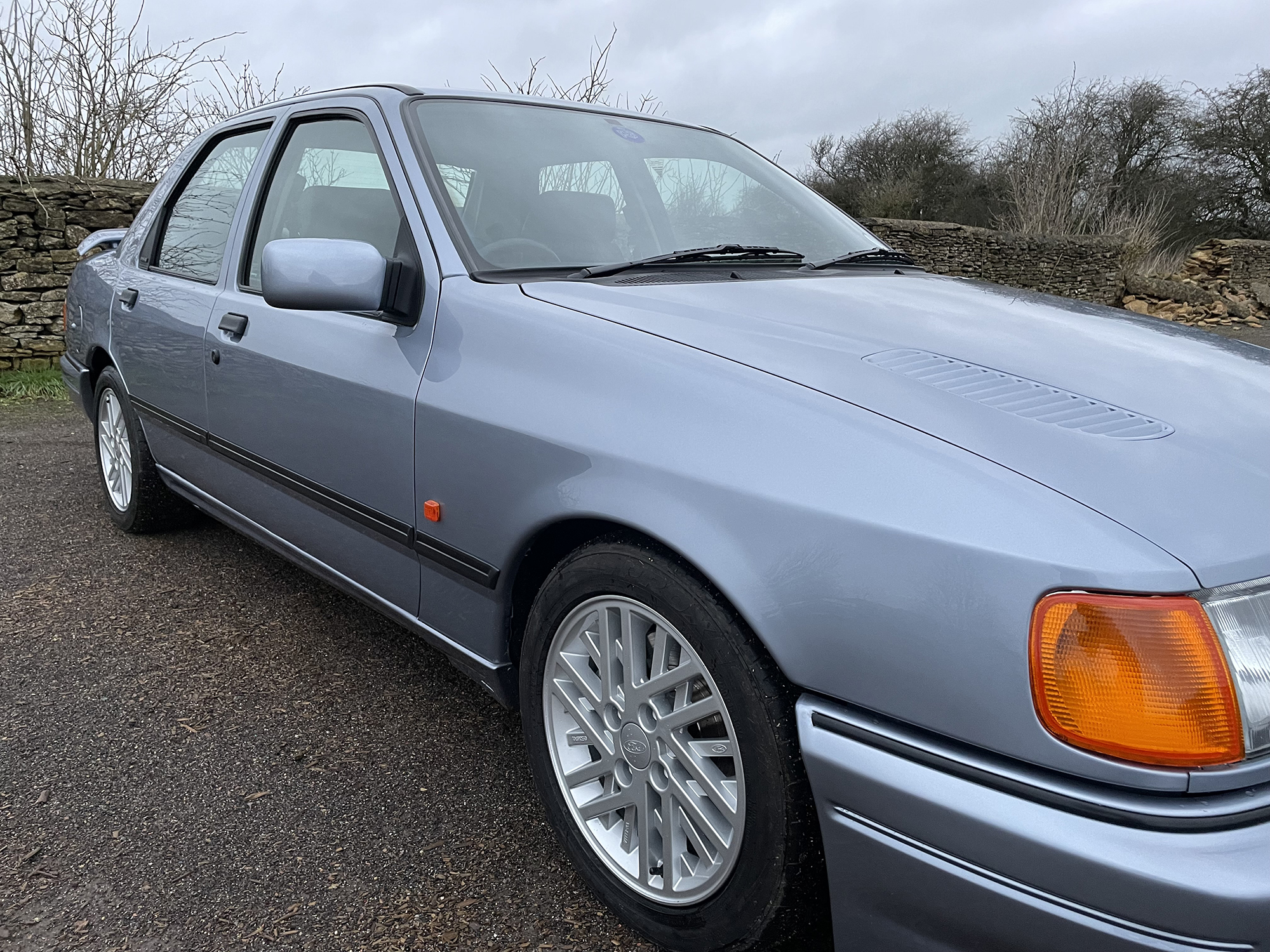 1989 Ford Sierra RS Cosworth Reg. no. G381 KWJ Chassis no. WF0FXXGBBFKR01249 - Image 9 of 26