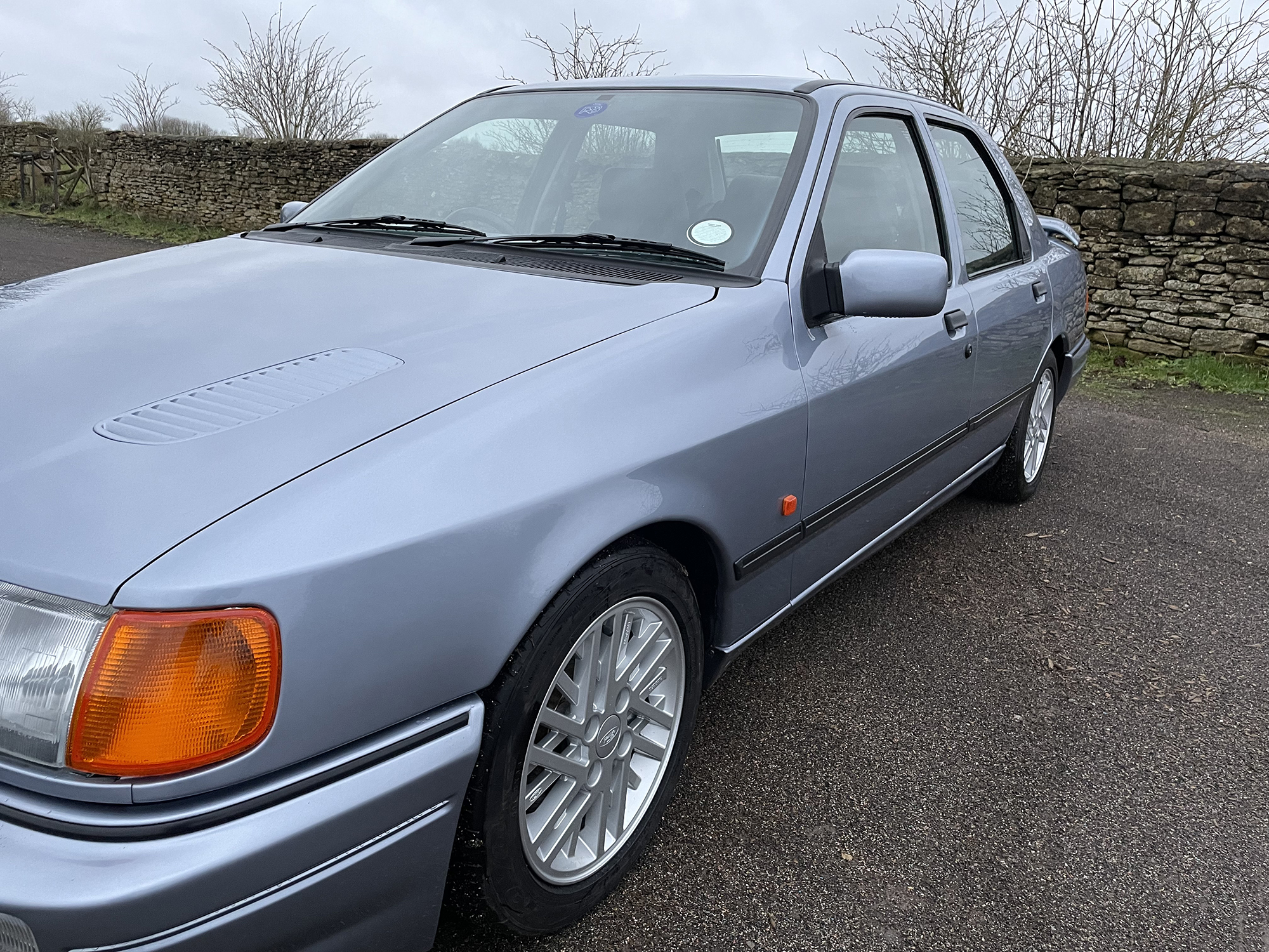 1989 Ford Sierra RS Cosworth Reg. no. G381 KWJ Chassis no. WF0FXXGBBFKR01249 - Image 10 of 26