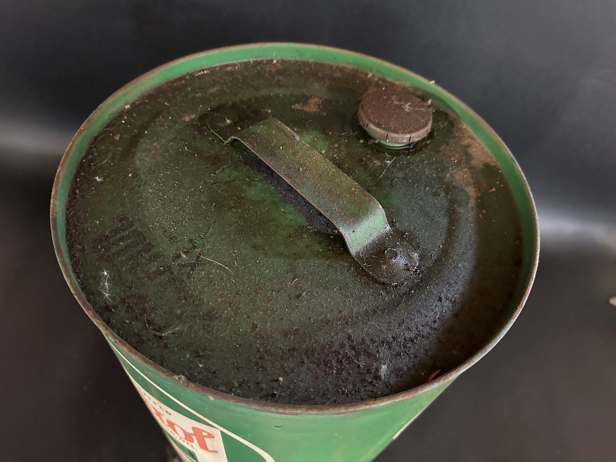 A Wakefield Castrol Motor Oil five gallon drum. - Image 3 of 3