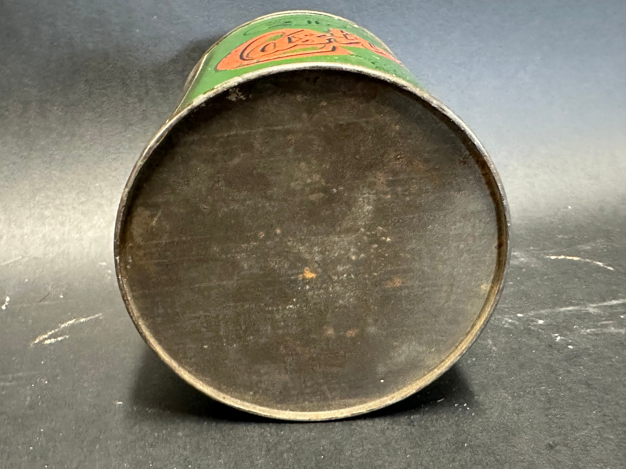 A Wakefield Castrolease 2lb grease tin. - Image 4 of 4