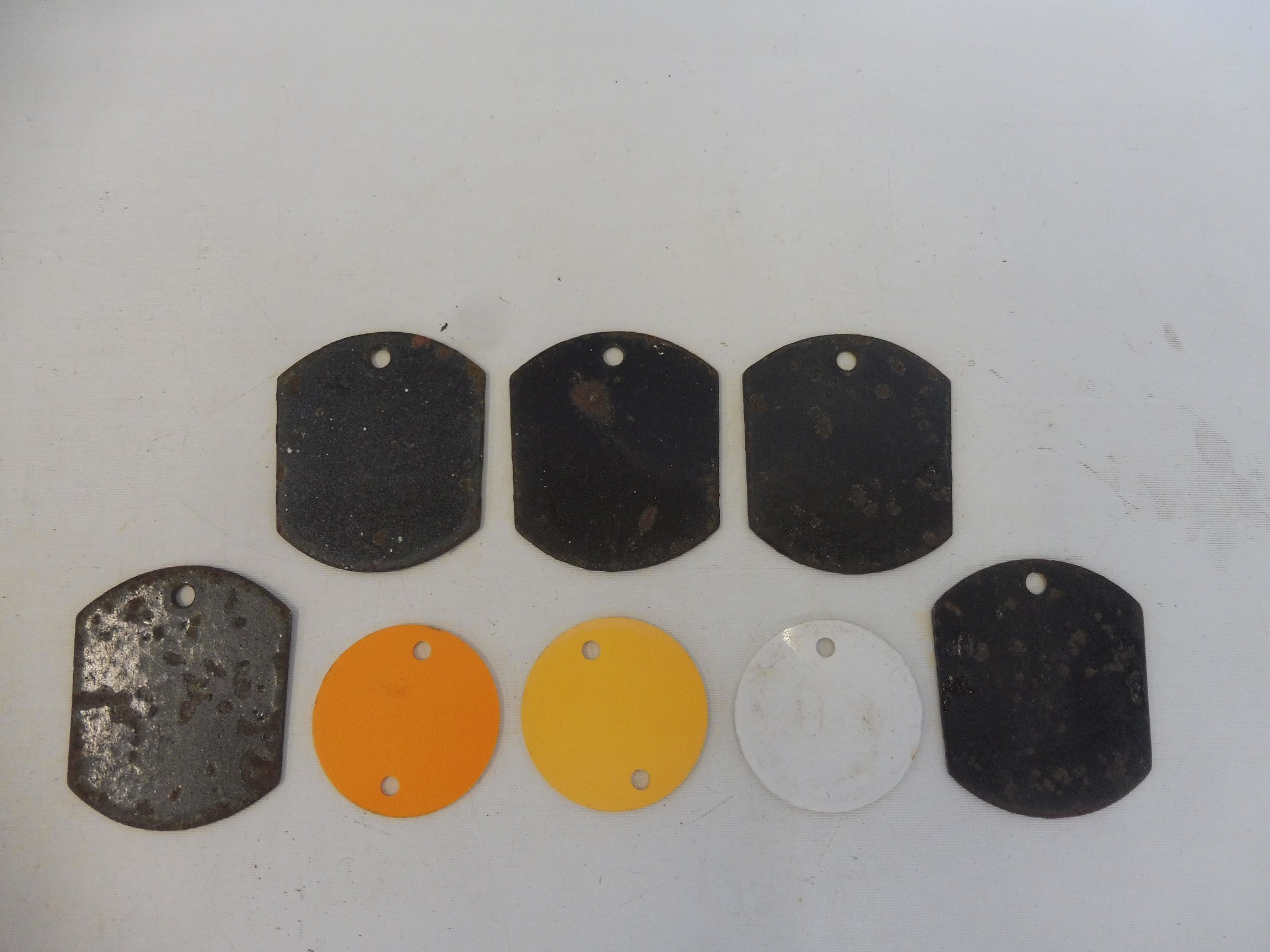 A tray of enamel brand plaques from tanks or pumps, including Shell, also three circular plastic - Image 2 of 2