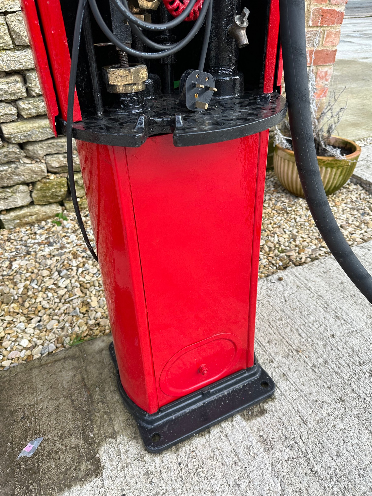 A Bowser hand-operated petrol pump, restored, with hose, nozzle and reproduction plastic petrol pump - Image 5 of 6