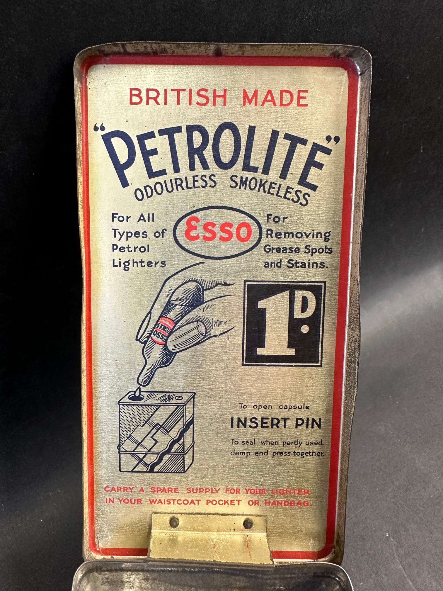 An unusual Esso Petrolite dispensing tin. - Image 2 of 4