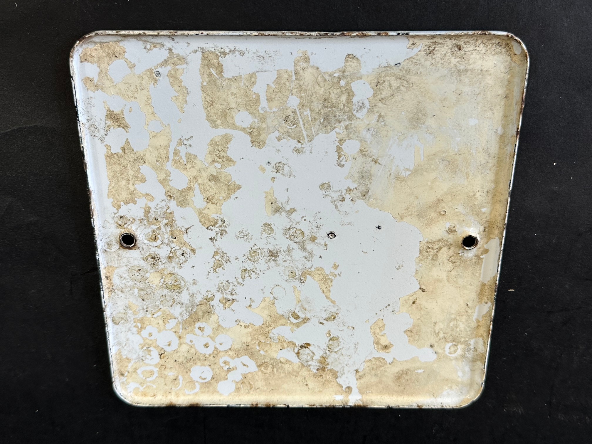 A small RAC Listed enamel sign, 7 1/2 x 7 1/2". - Image 2 of 2