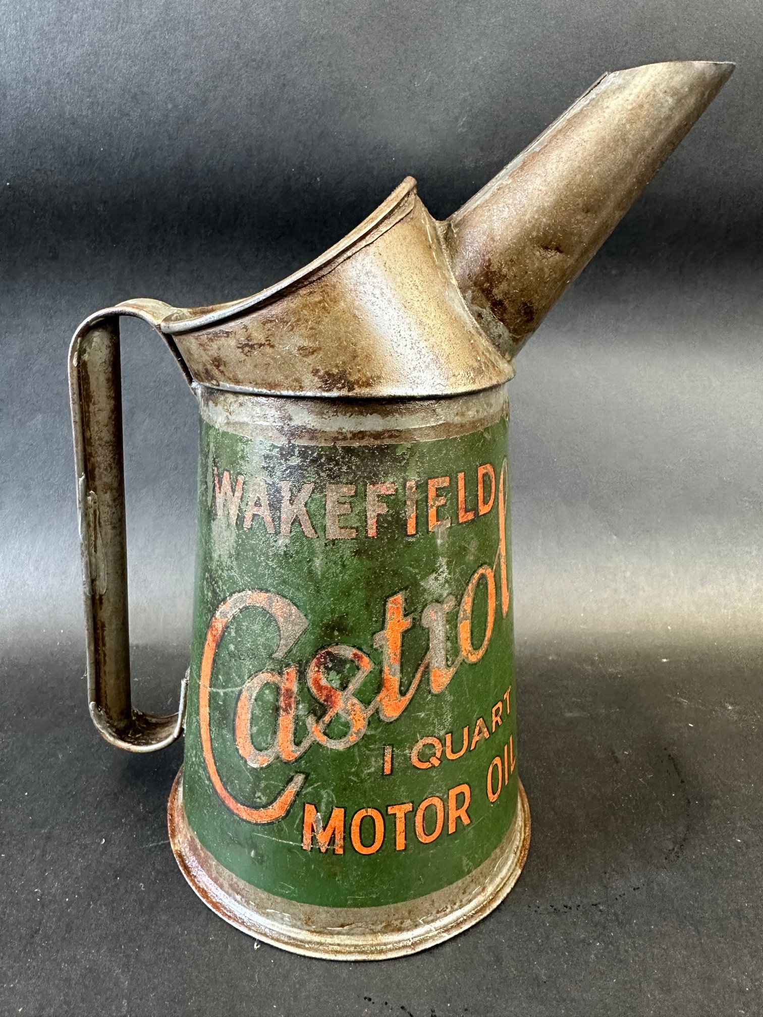 A Wakefield Castrol Motor Oil quart measure, dated 1930. - Image 3 of 5