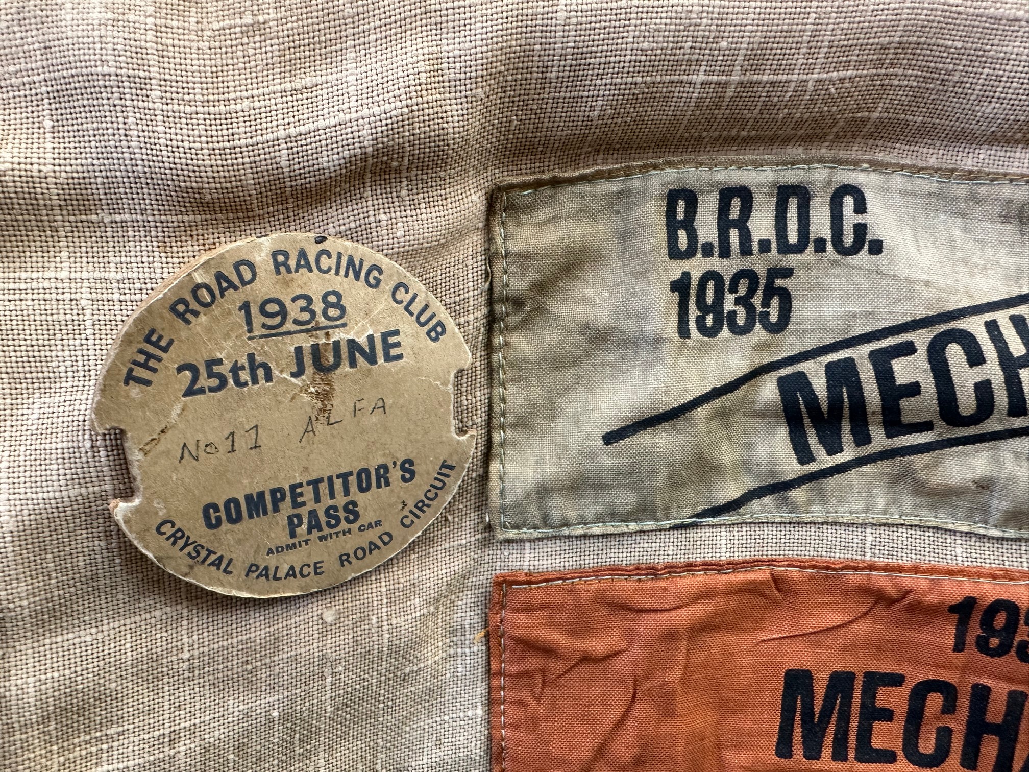 A motor racer's collection of arm bands and competitor passes from the 1930s to include B.R.D.C. - Image 2 of 6