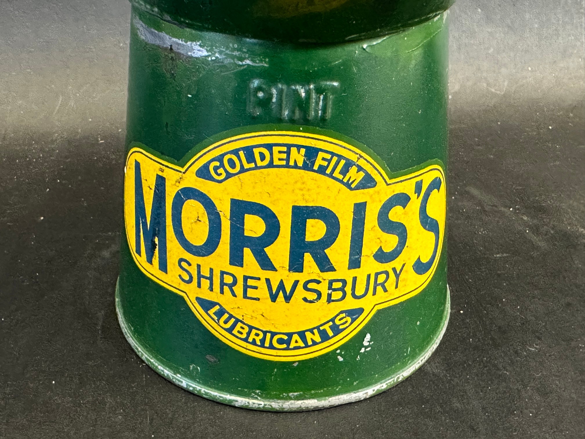 A Morris's Golden Film Lubricants pint measure in good condition, dated 1958. - Image 2 of 5