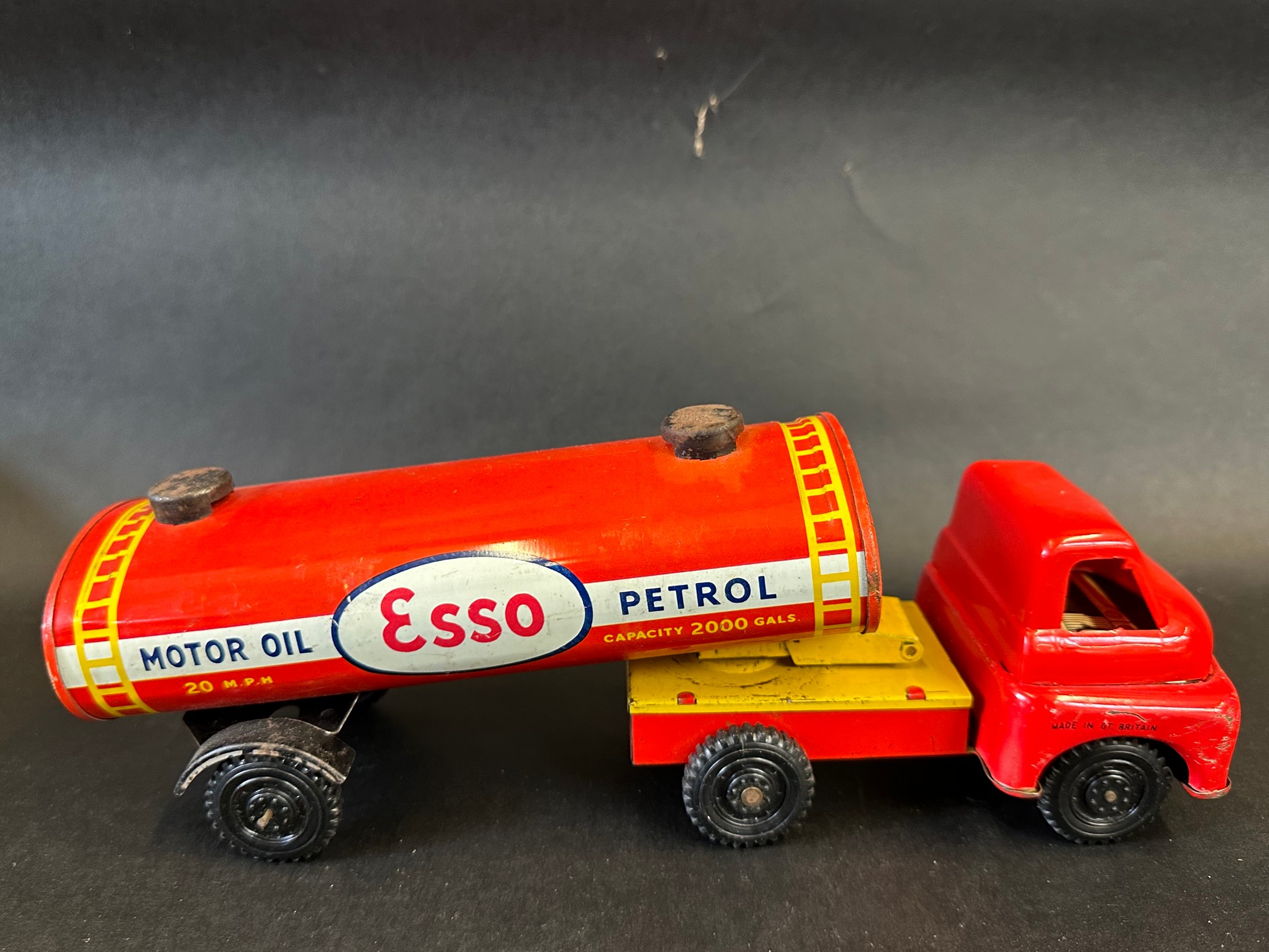 A boxed Welsotoys tinplate model of an articulated Esso petrol tanker. - Image 5 of 6
