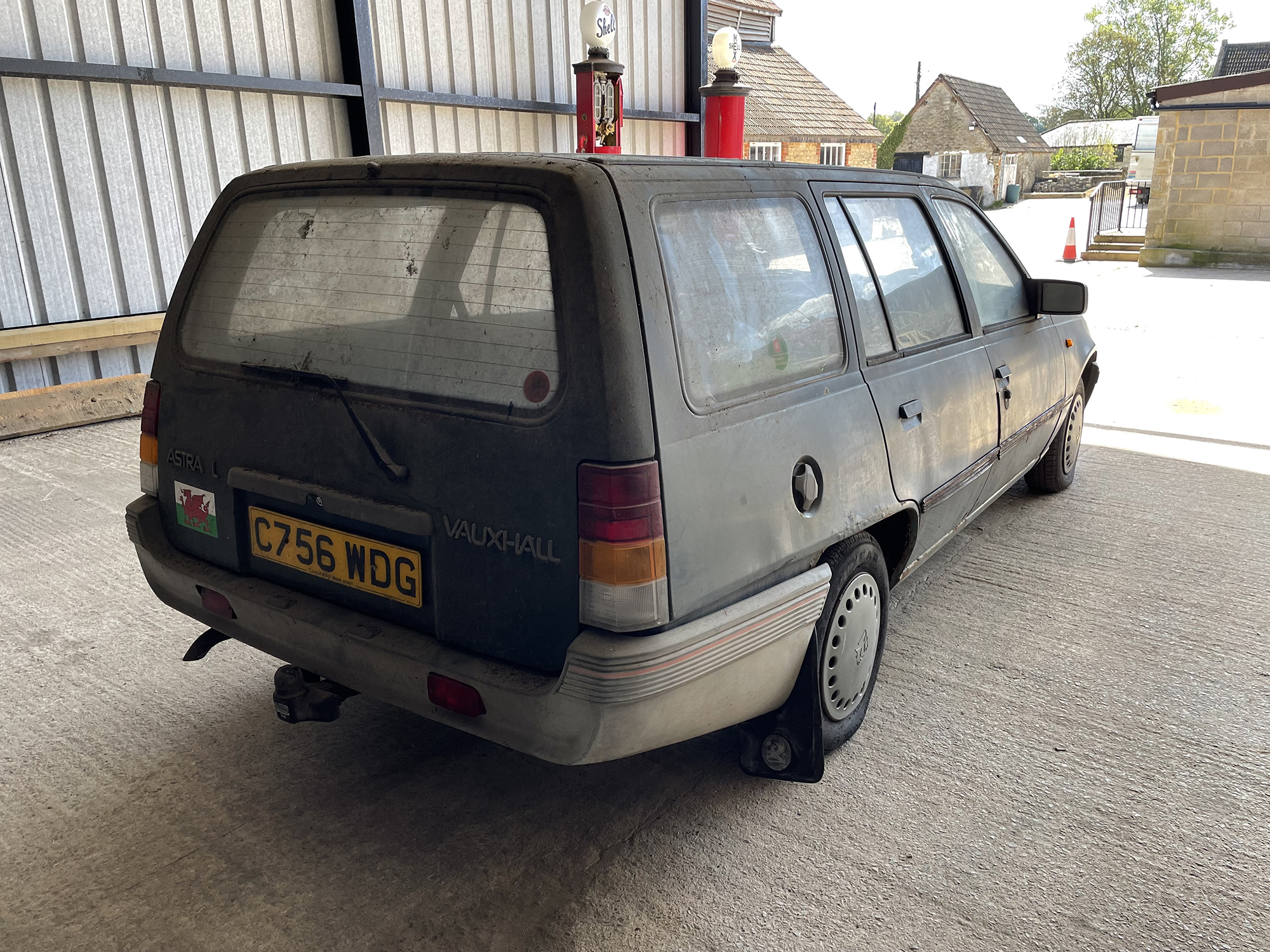 1986 Vauxhall Astra Estate Reg. no. C756 WDG Chassis no. W0L0004662557458 - Image 6 of 14