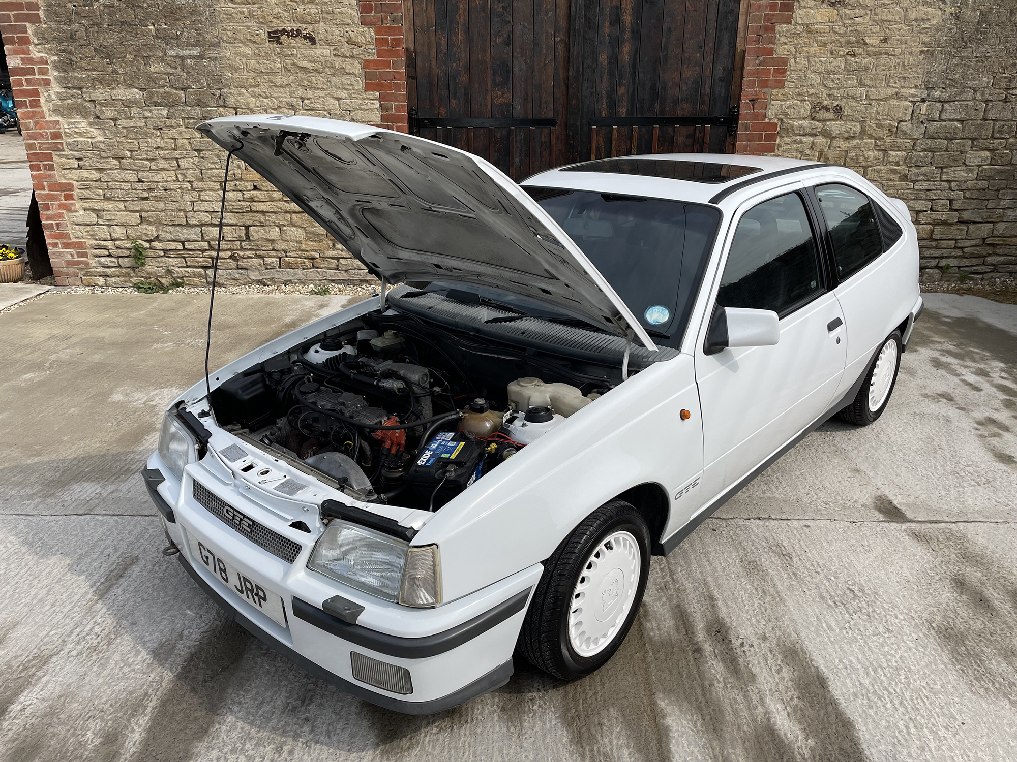 1989 Vauxhall Astra GTE 8V Reg. no. G78 JRP Chassis no. W0L000043LE112697 - Image 9 of 18