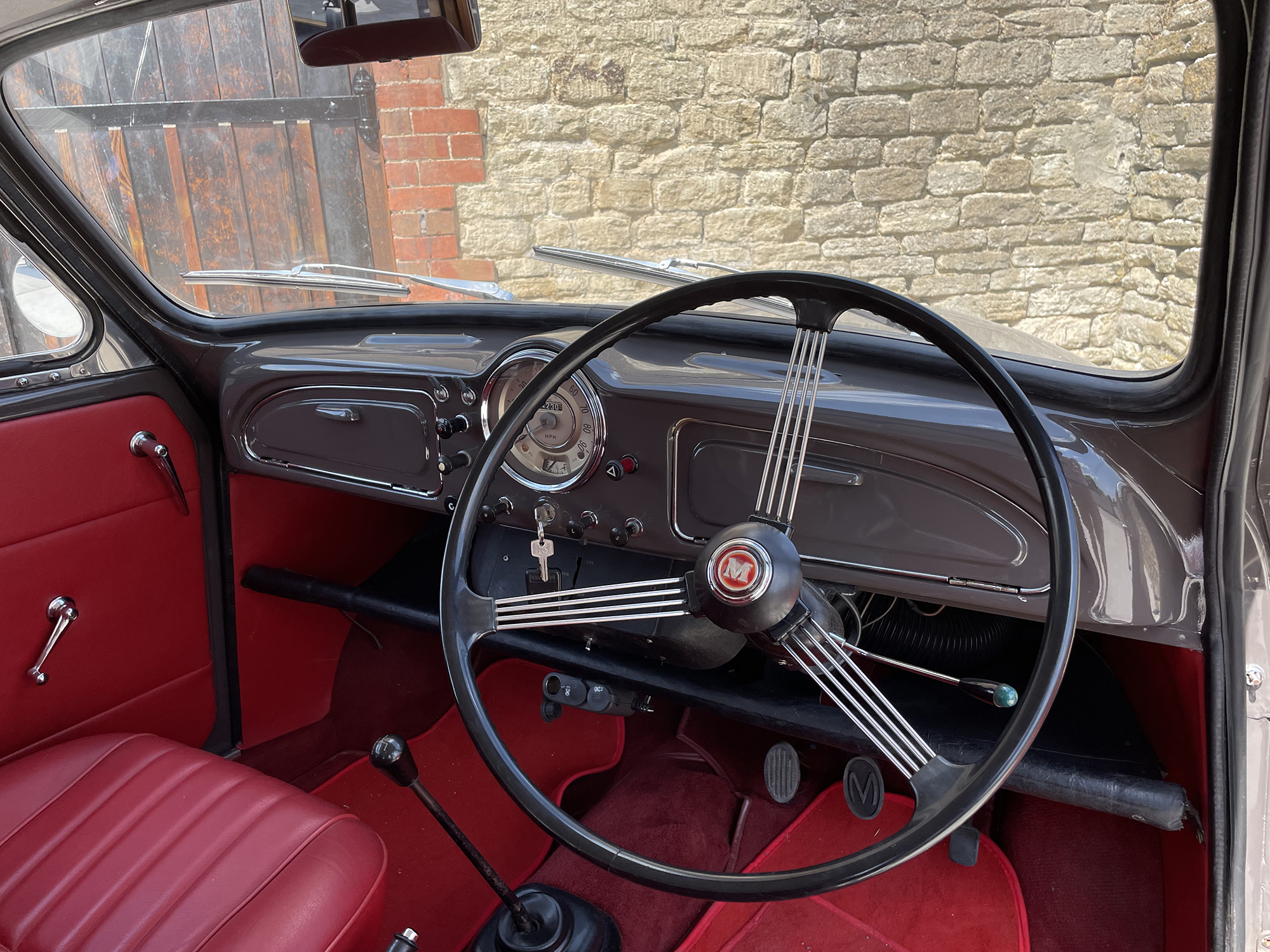 1964 Morris Minor Traveller Woody Reg. no. AXC 594B Chassis no. 1058610 - Image 17 of 18