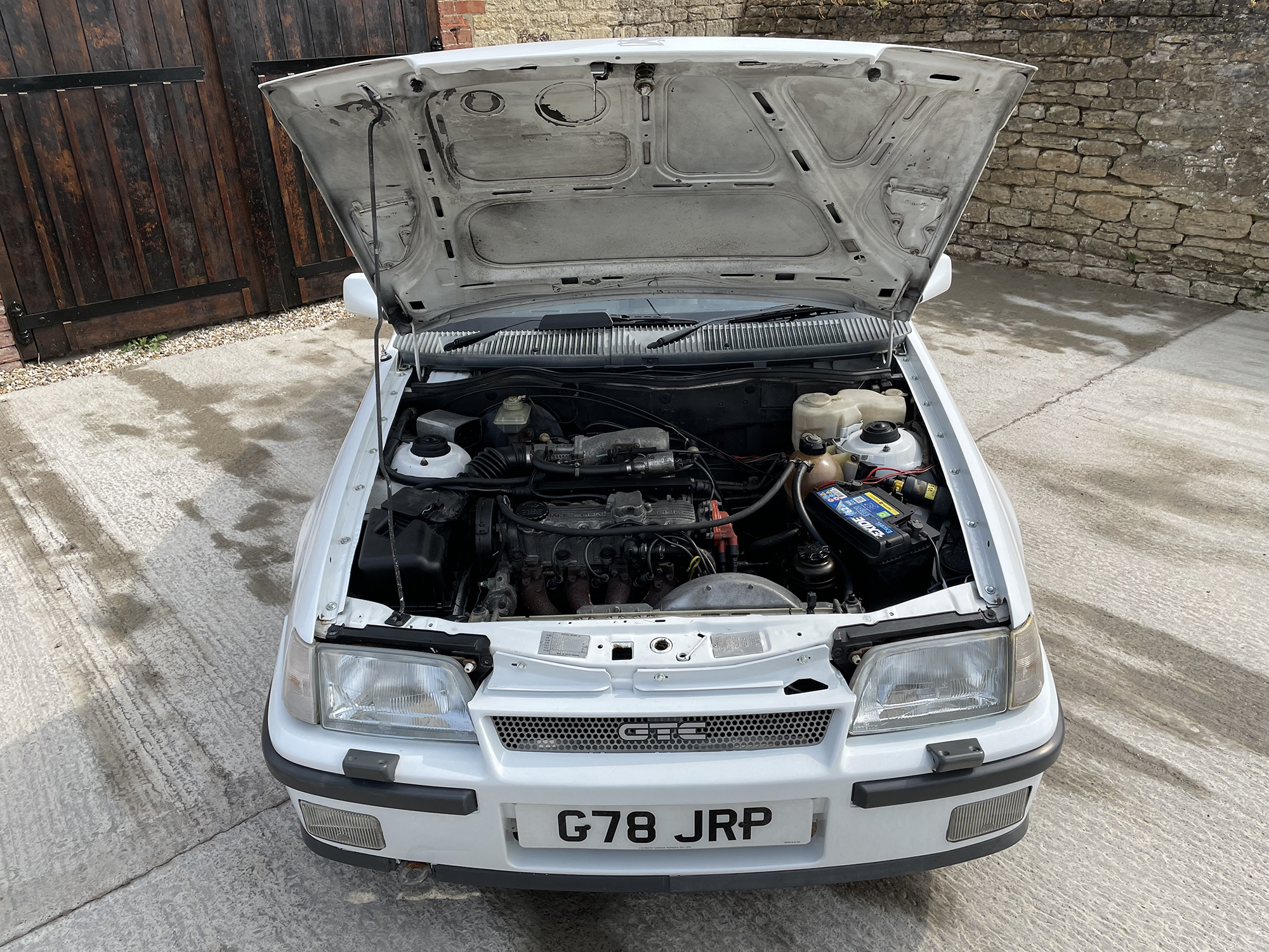 1989 Vauxhall Astra GTE 8V Reg. no. G78 JRP Chassis no. W0L000043LE112697 - Image 10 of 18