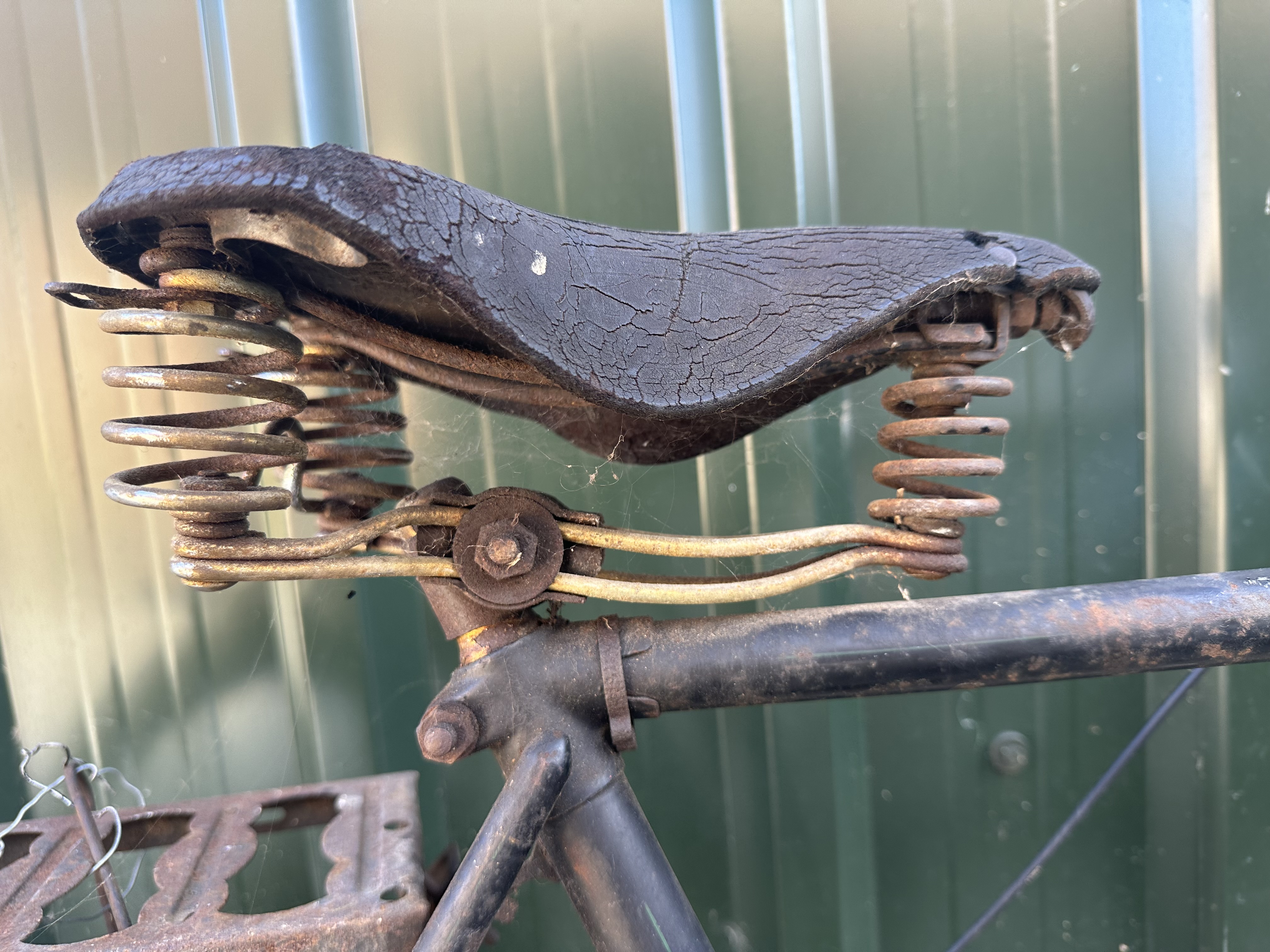 BSA bicycle with Cyclemaster wheel fitted Reg. no. n/a Frame no. Unknown Engine no. - Image 6 of 9