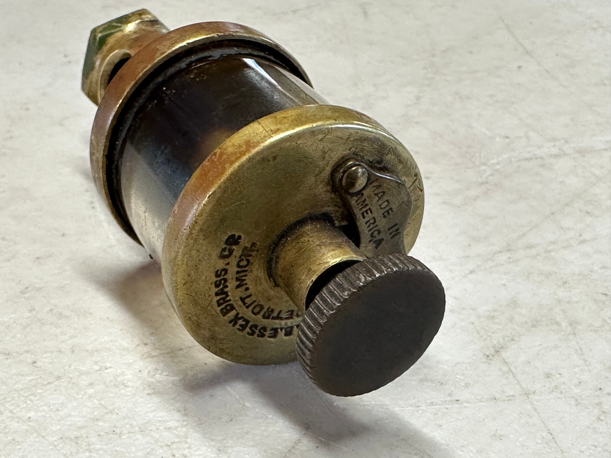 A good quality brass oiler for a stationary engine, stamped J.B.Essex Brass Co., Detroit. Mich.,