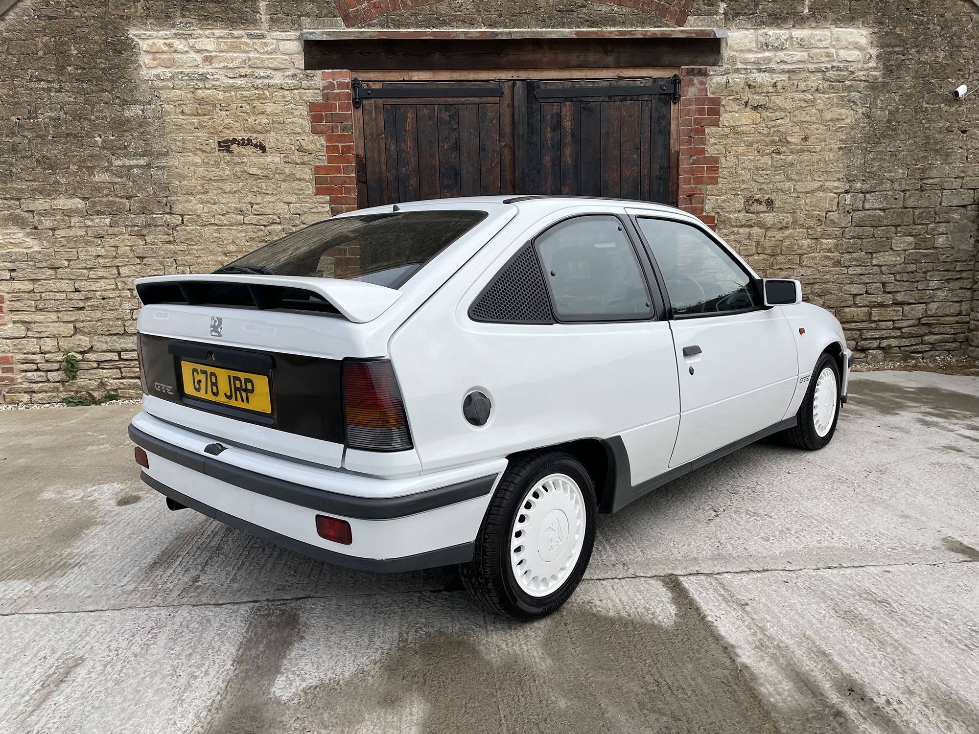 1989 Vauxhall Astra GTE 8V Reg. no. G78 JRP Chassis no. W0L000043LE112697 - Image 6 of 18