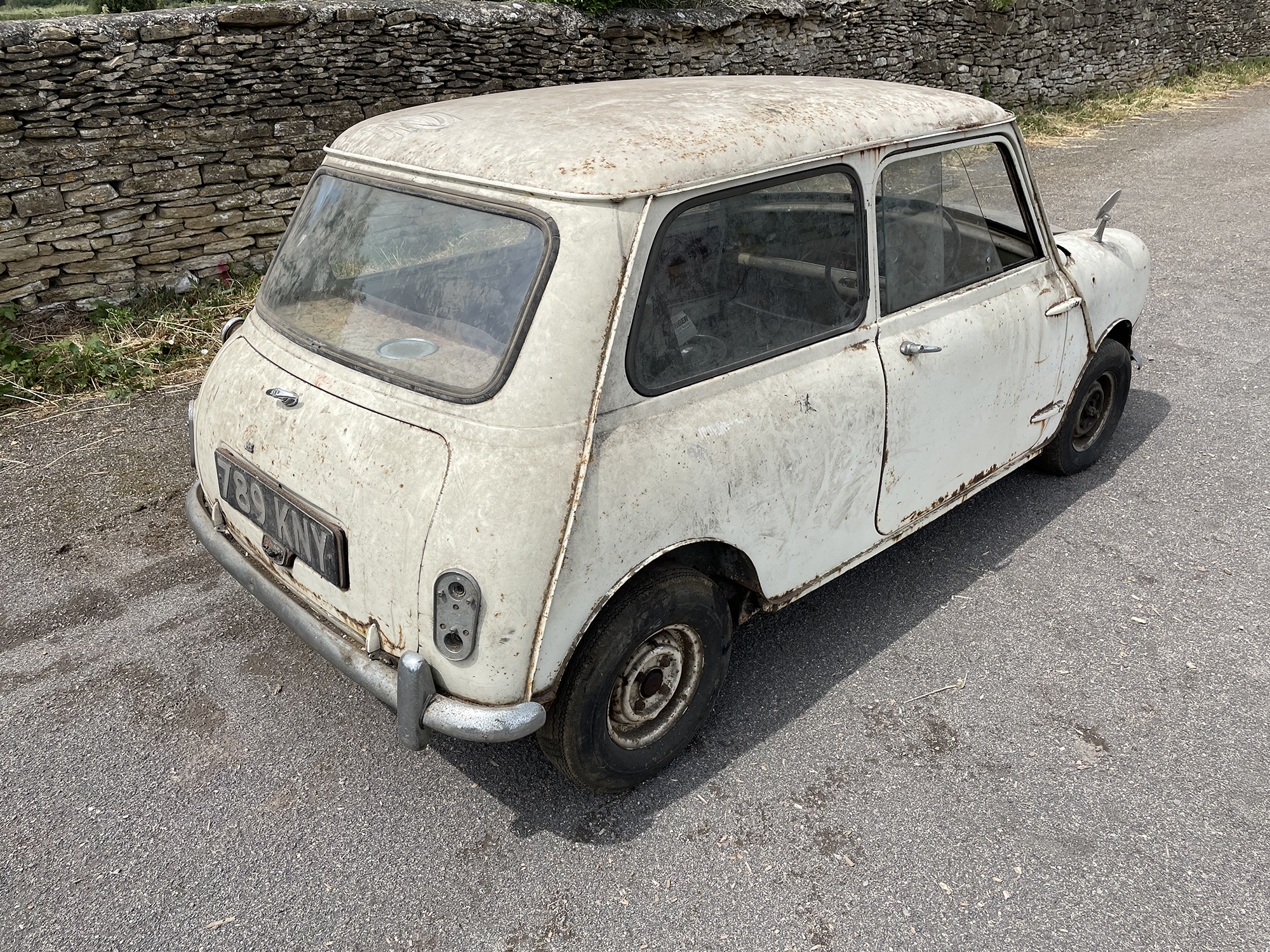 1961 Morris Mini 850 Reg. no. 789 KNY Chassis no. M/A2S4 40359 - Image 6 of 21