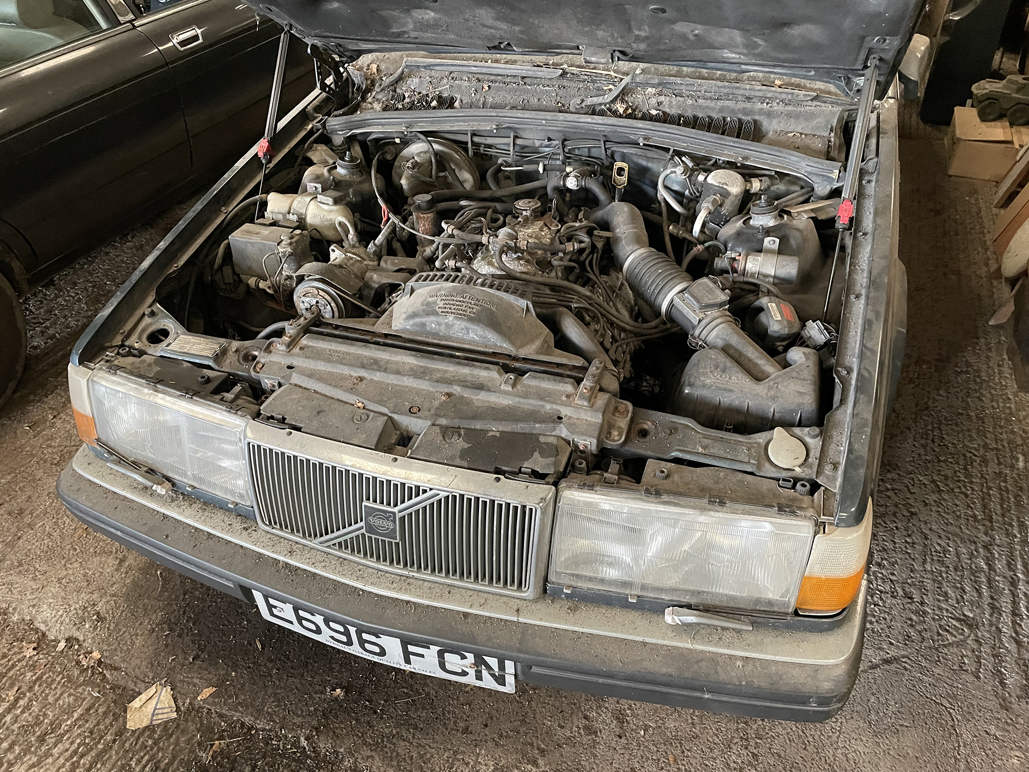 1988 Volvo 760 GLE Estate Reg. no. E696 FCN Chassis no. YV1765687J0020932 - Image 13 of 14