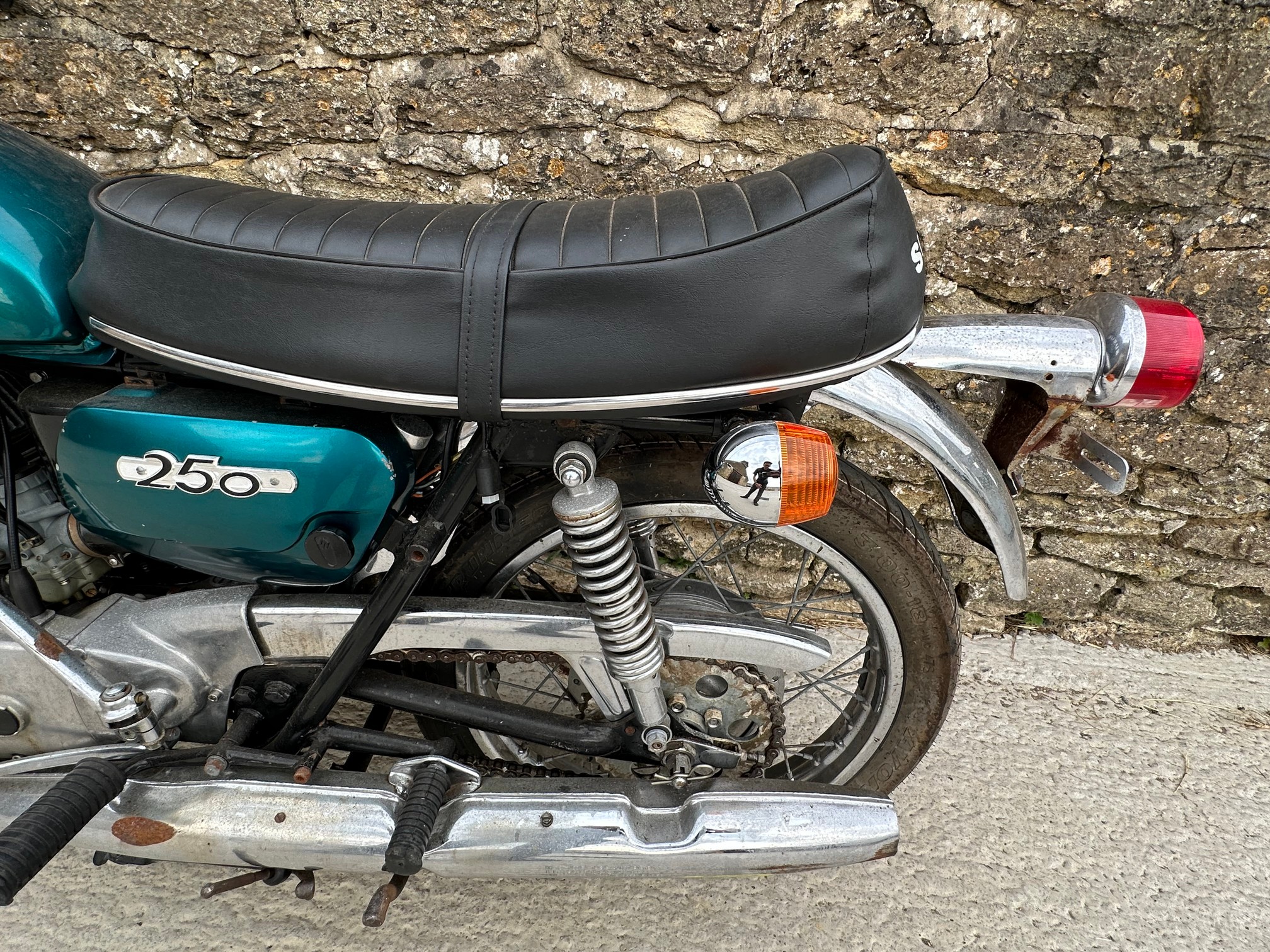 1971 Suzuki T250 Reg. no. Unregistered Frame no. Unknown Engine no. T250 3394 - Image 14 of 14