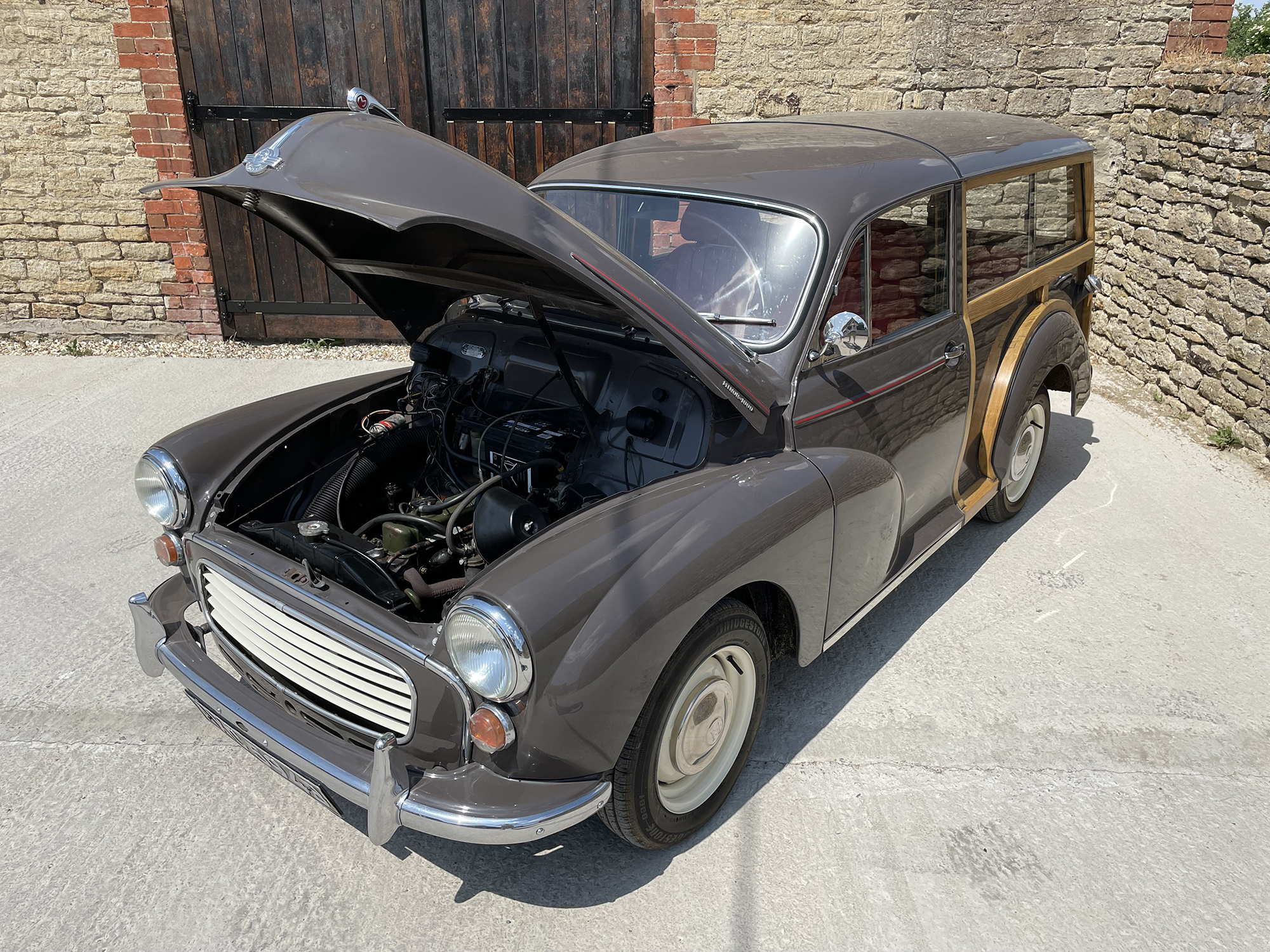 1964 Morris Minor Traveller Woody Reg. no. AXC 594B Chassis no. 1058610 - Image 9 of 18