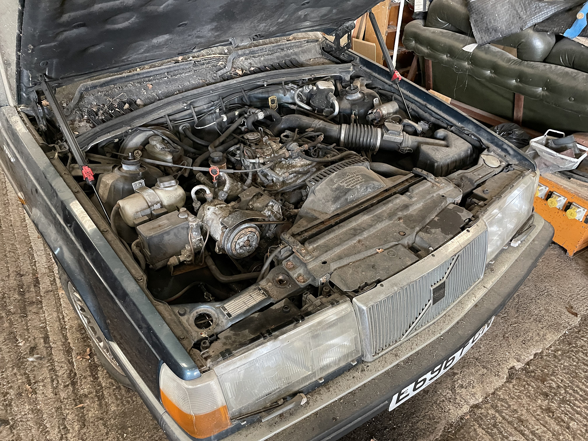 1988 Volvo 760 GLE Estate Reg. no. E696 FCN Chassis no. YV1765687J0020932 - Image 14 of 14