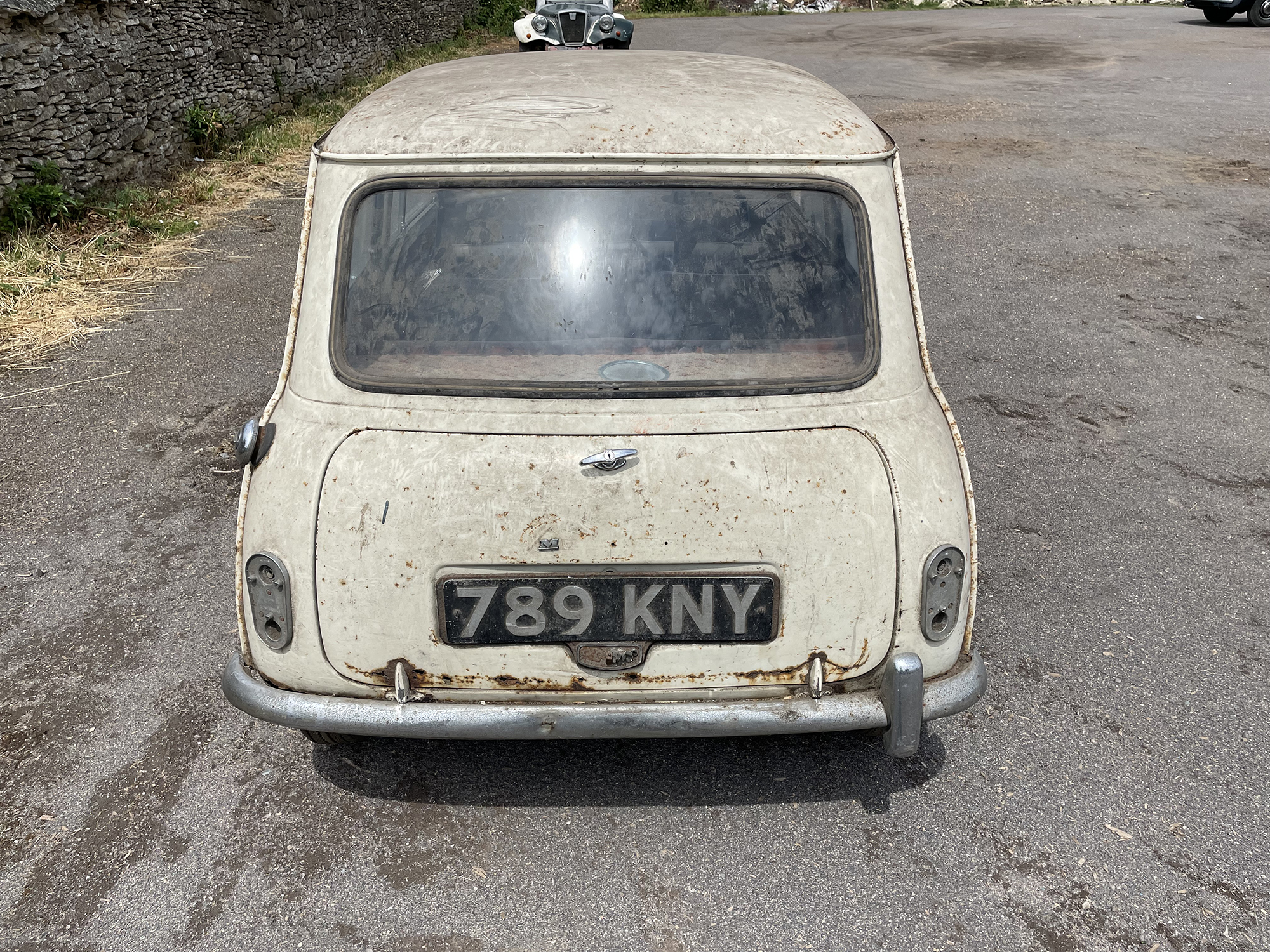 1961 Morris Mini 850 Reg. no. 789 KNY Chassis no. M/A2S4 40359 - Image 7 of 21