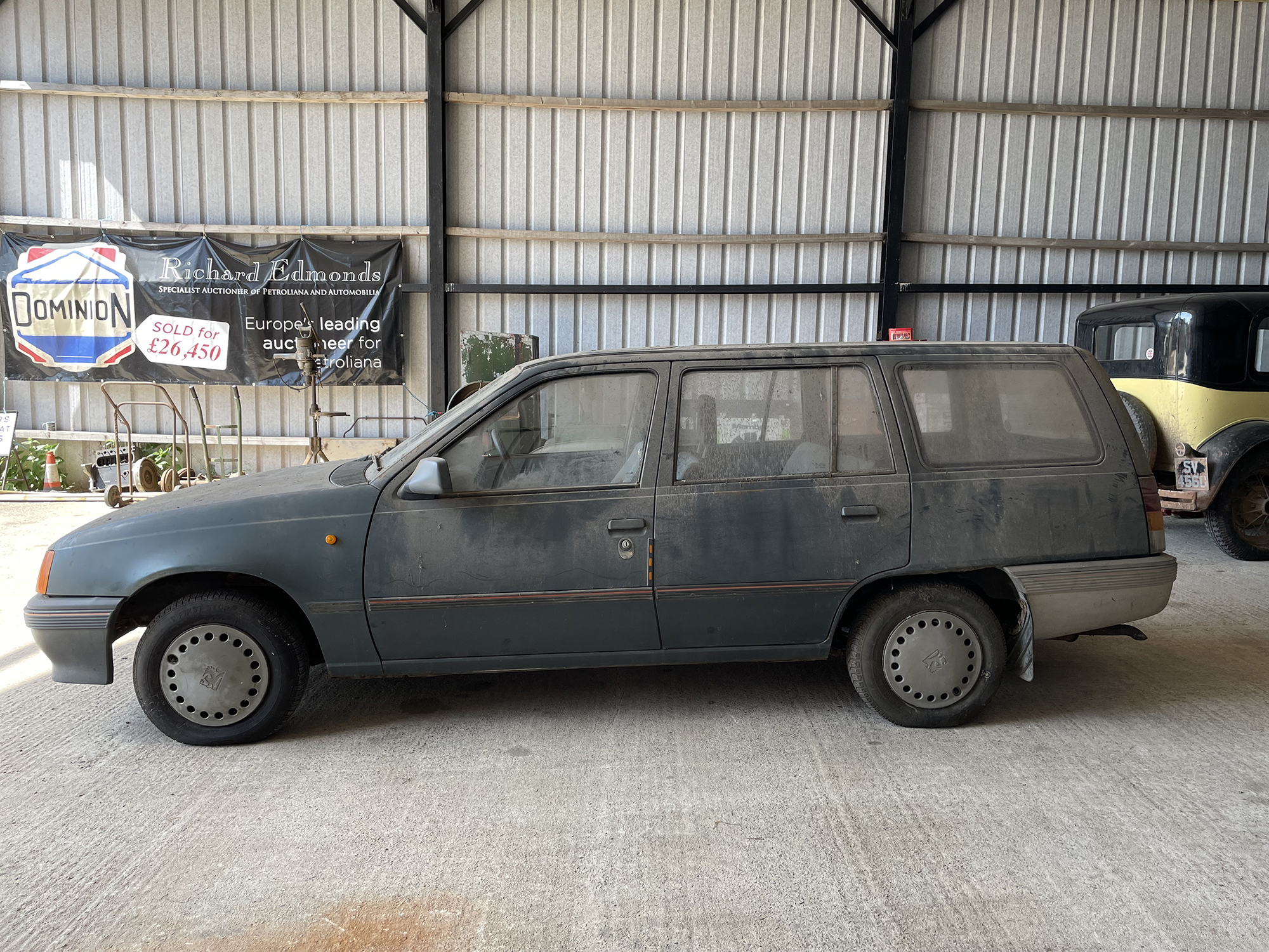 1986 Vauxhall Astra Estate Reg. no. C756 WDG Chassis no. W0L0004662557458 - Image 3 of 14
