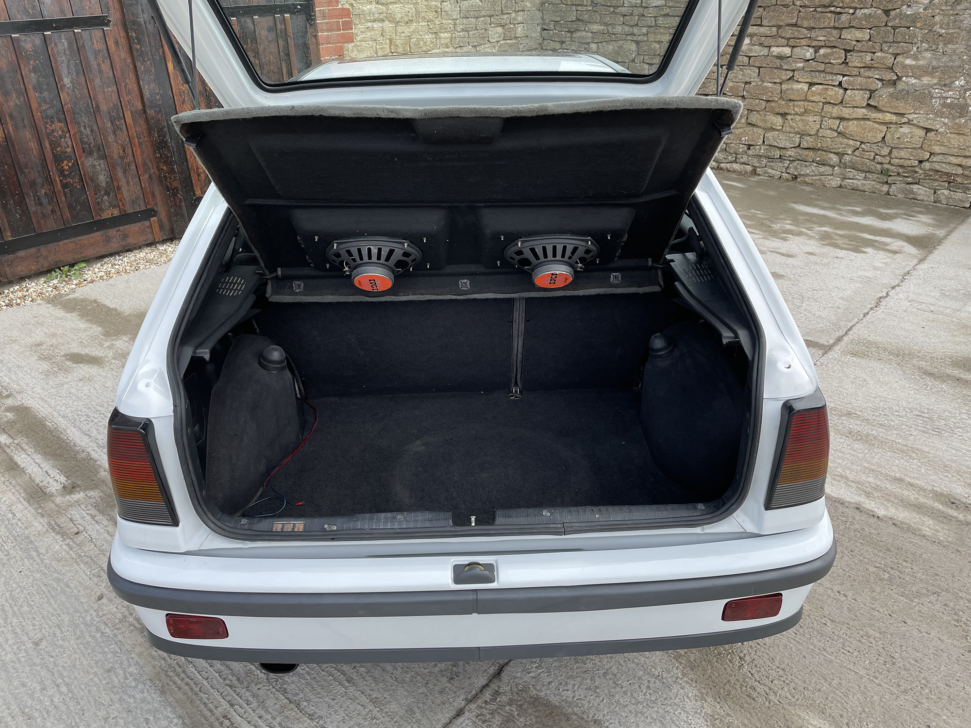 1989 Vauxhall Astra GTE 8V Reg. no. G78 JRP Chassis no. W0L000043LE112697 - Image 12 of 18