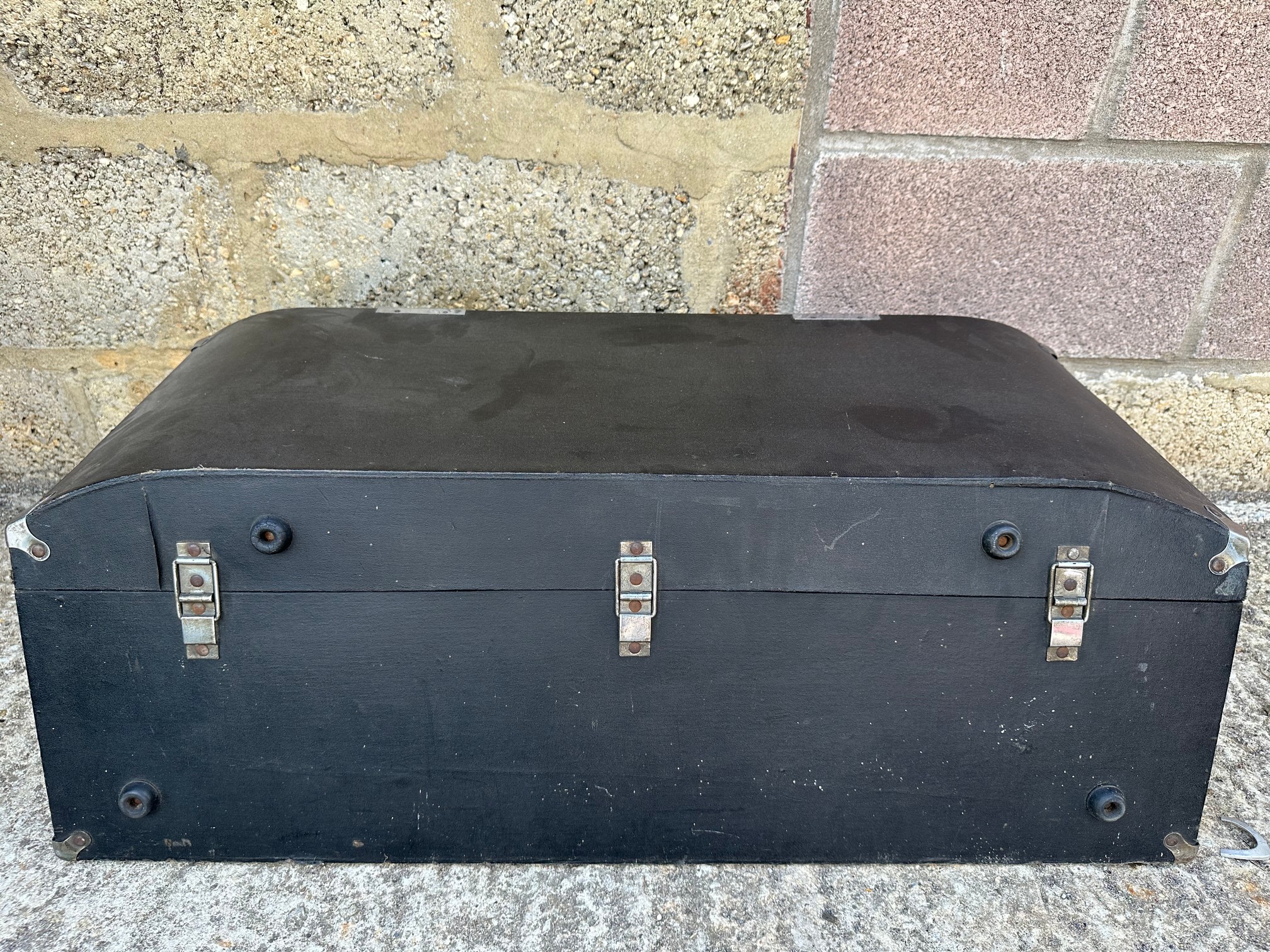 A sloping fronted and backed car trunk. - Image 3 of 3