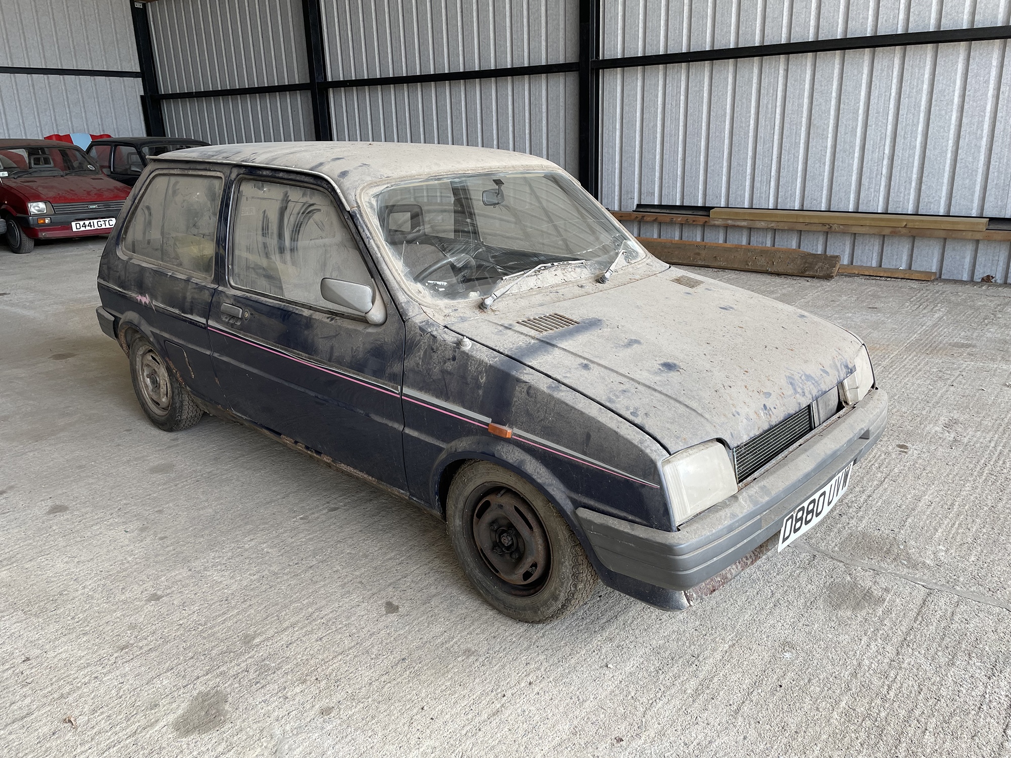 1988 Austin Metro 1.3 L Reg. no. D880 UVW Chassis no. SAXXFYNB1BD634261