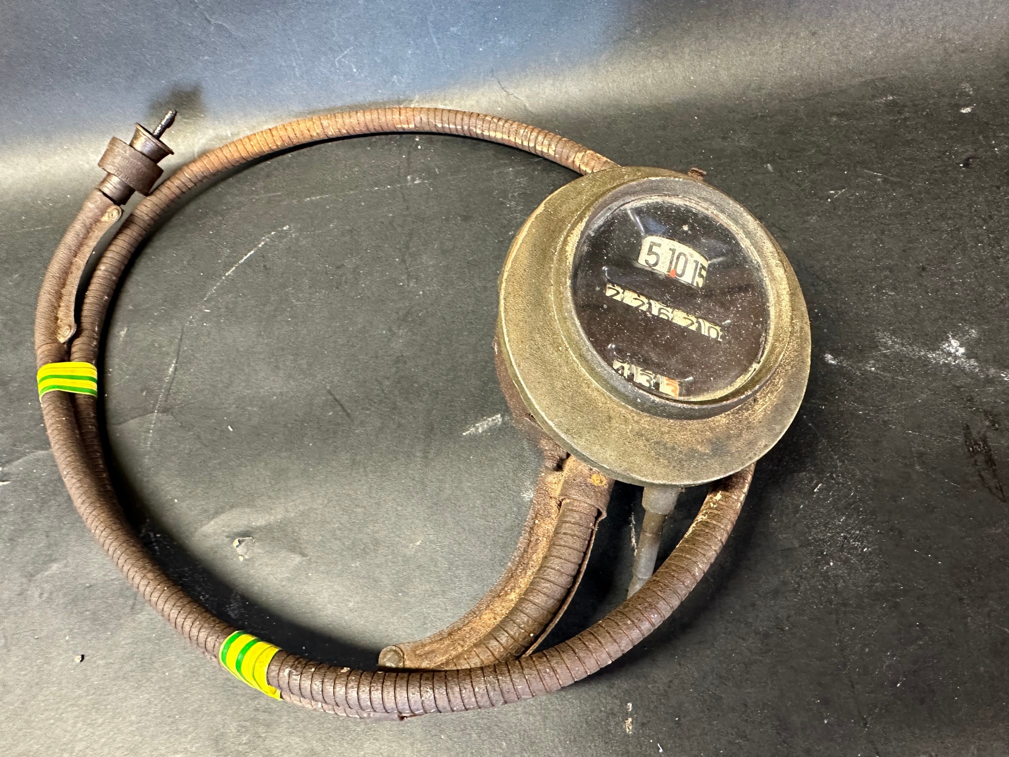 An early ribbon-type speedometer.