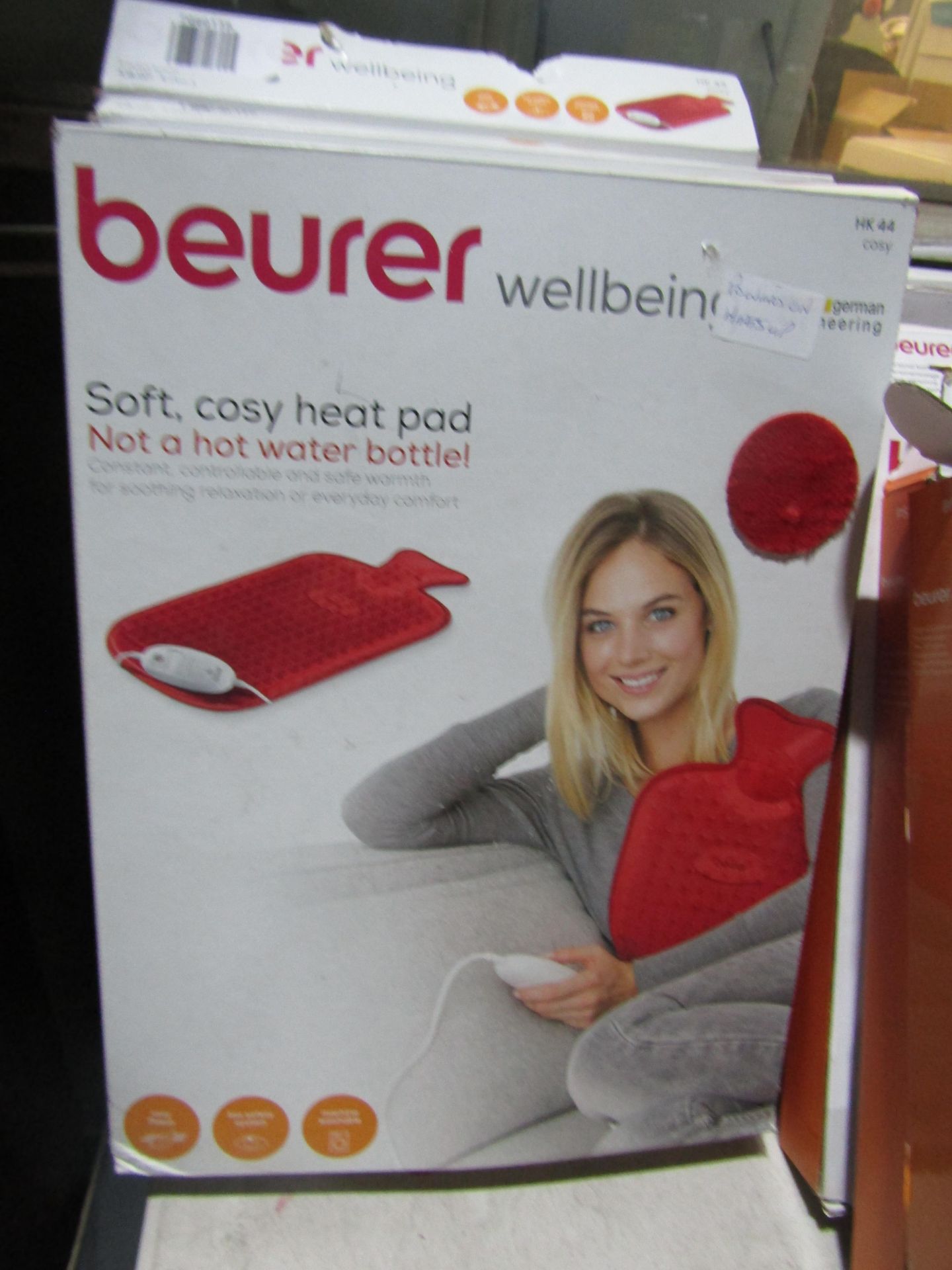 Beurer - Soft Cozy Heat Pad HK44 - grade B & Boxed. Powers On & Heats Up