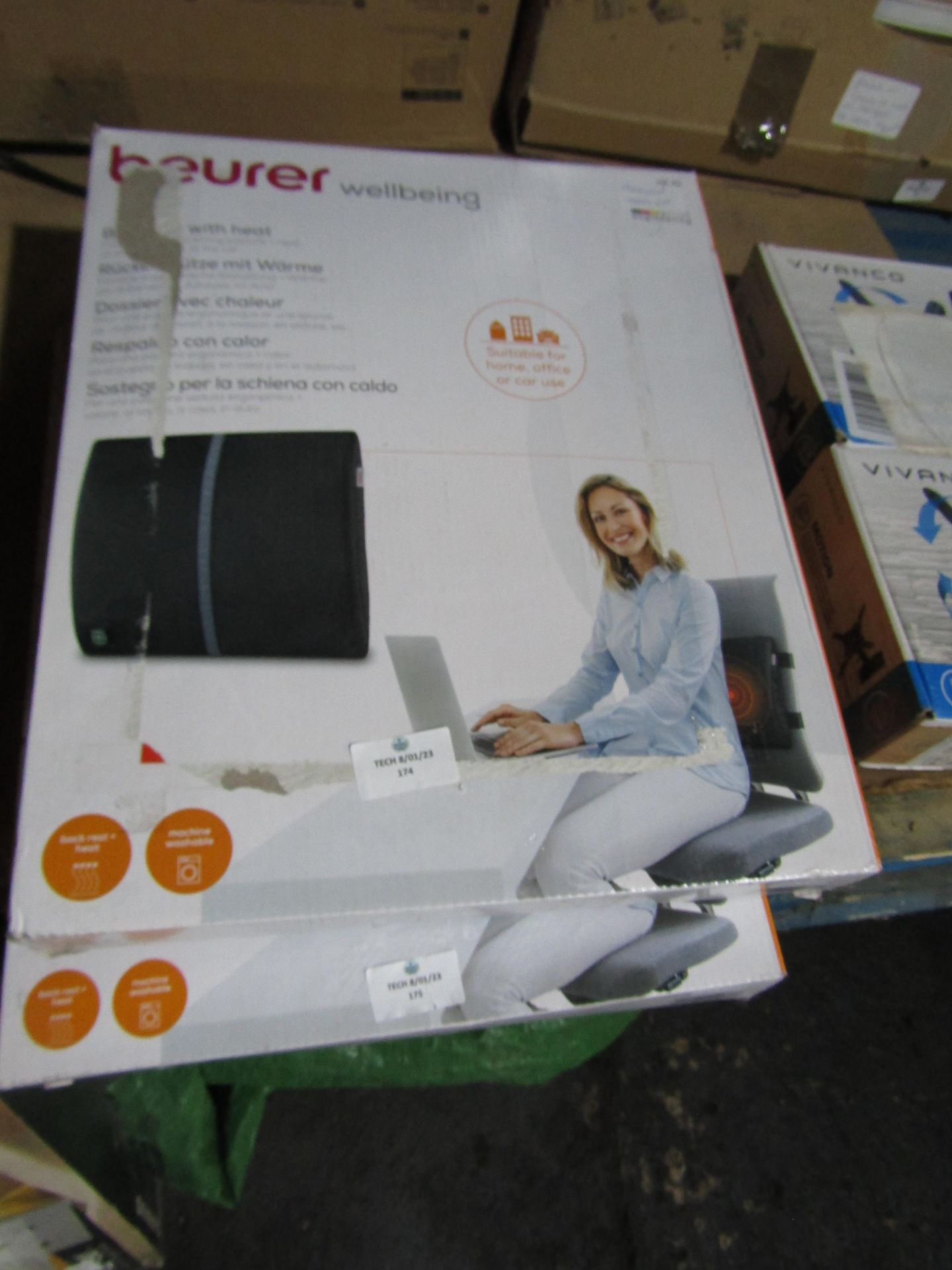 Beurer Wellbeing Back Rest with Heat packaged powers on heats up