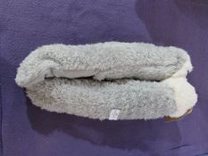 Teddy Bear - Grey Fluffy Slipper Socks - Size M/L - Unused, No Packaging.