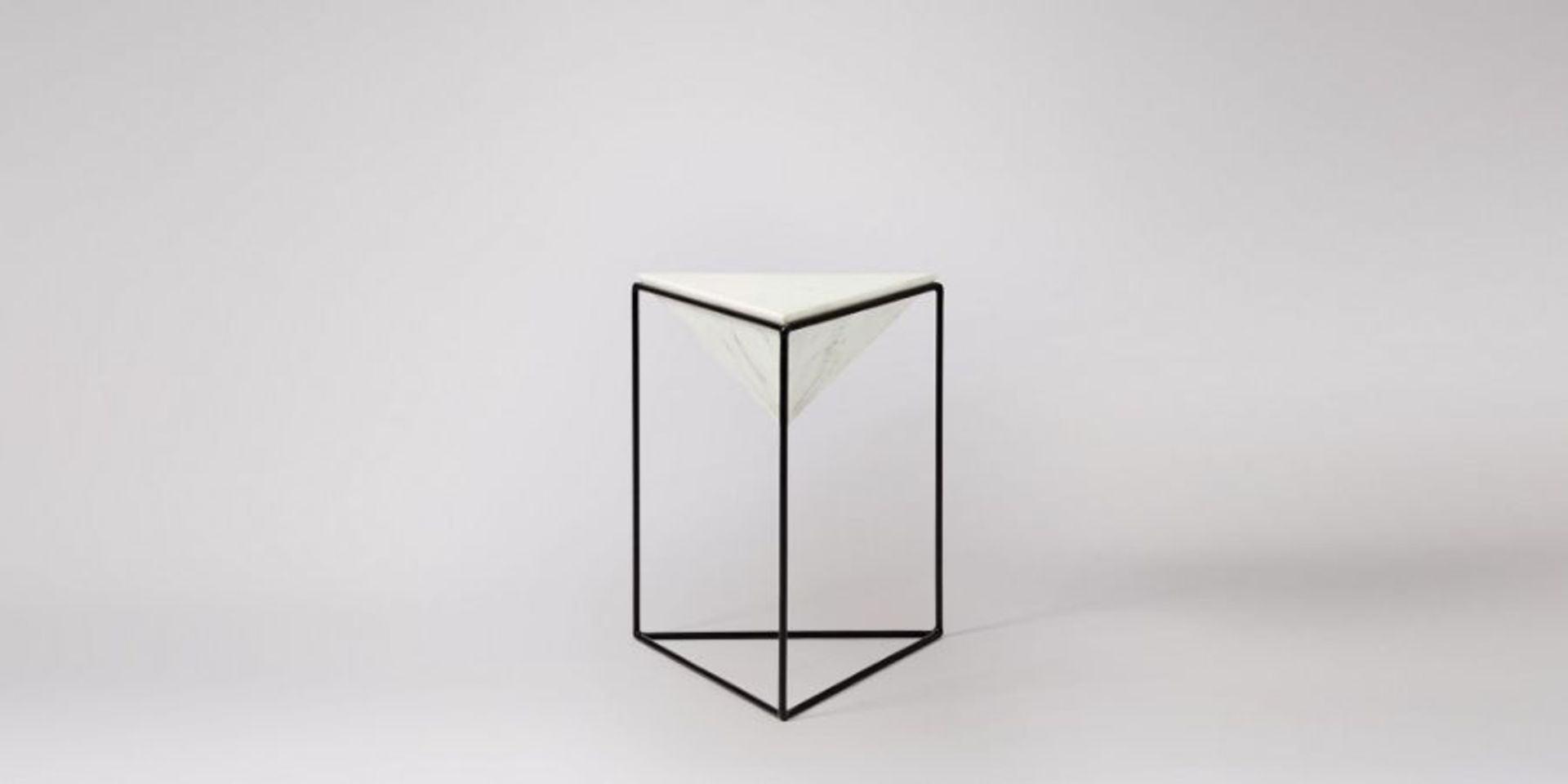 Swoon Cairo Side Table in White Marble RRP £229 SKU SWO-GW-cairosidtabblamar-A+ PID SWO-GW-19052 - Image 2 of 6