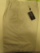 1 X Pair of Nike Golf Shorts Stone Colour Size 30-30 New With Tags