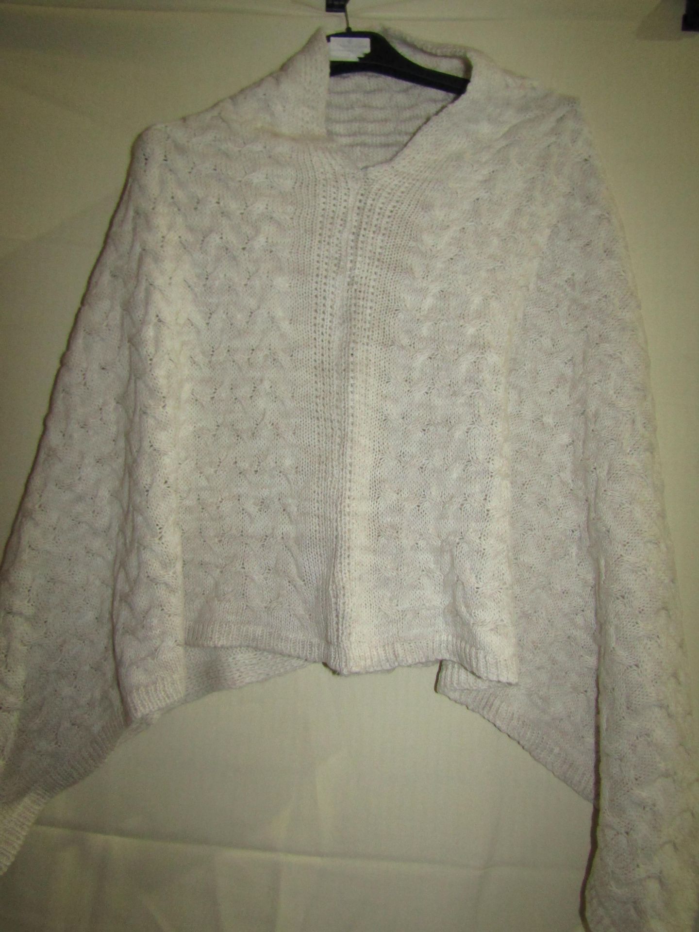 1 X Knitted Poncho"s Cream One Size New & Packaged