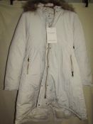 Monte Cervino Coat Beige Size M New With Tags ( Please Note These Coats Are EU Sizes And are Much