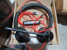Poly Blackwire 3325 headset, tested and working for sound to the ears and the microphone picks up