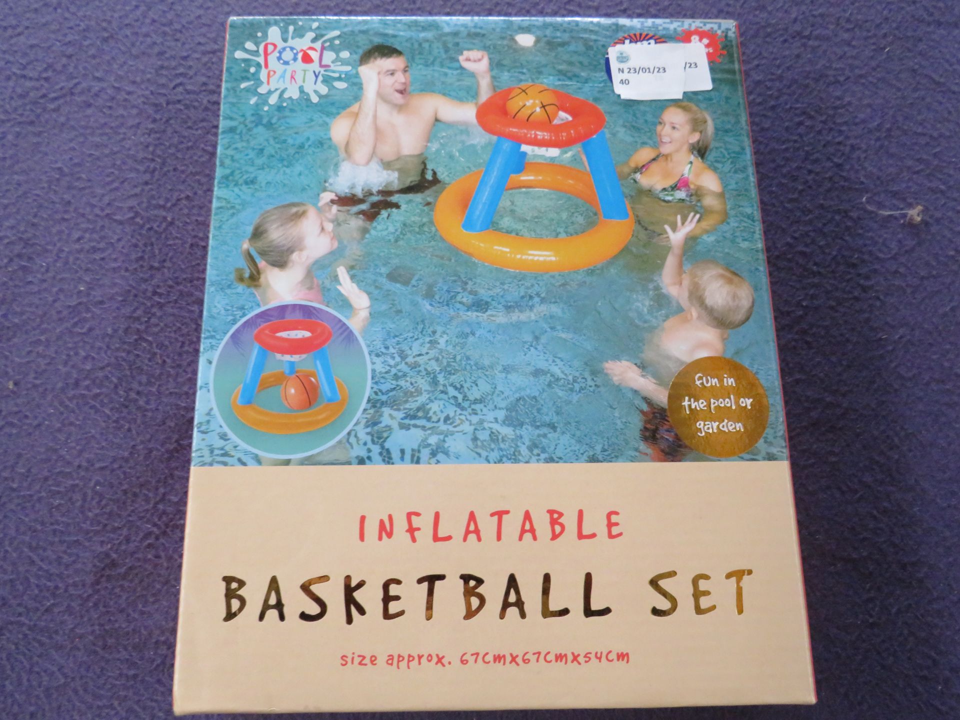 Poolparty - Inflatable Basketball Set - Unchecked & Boxed.