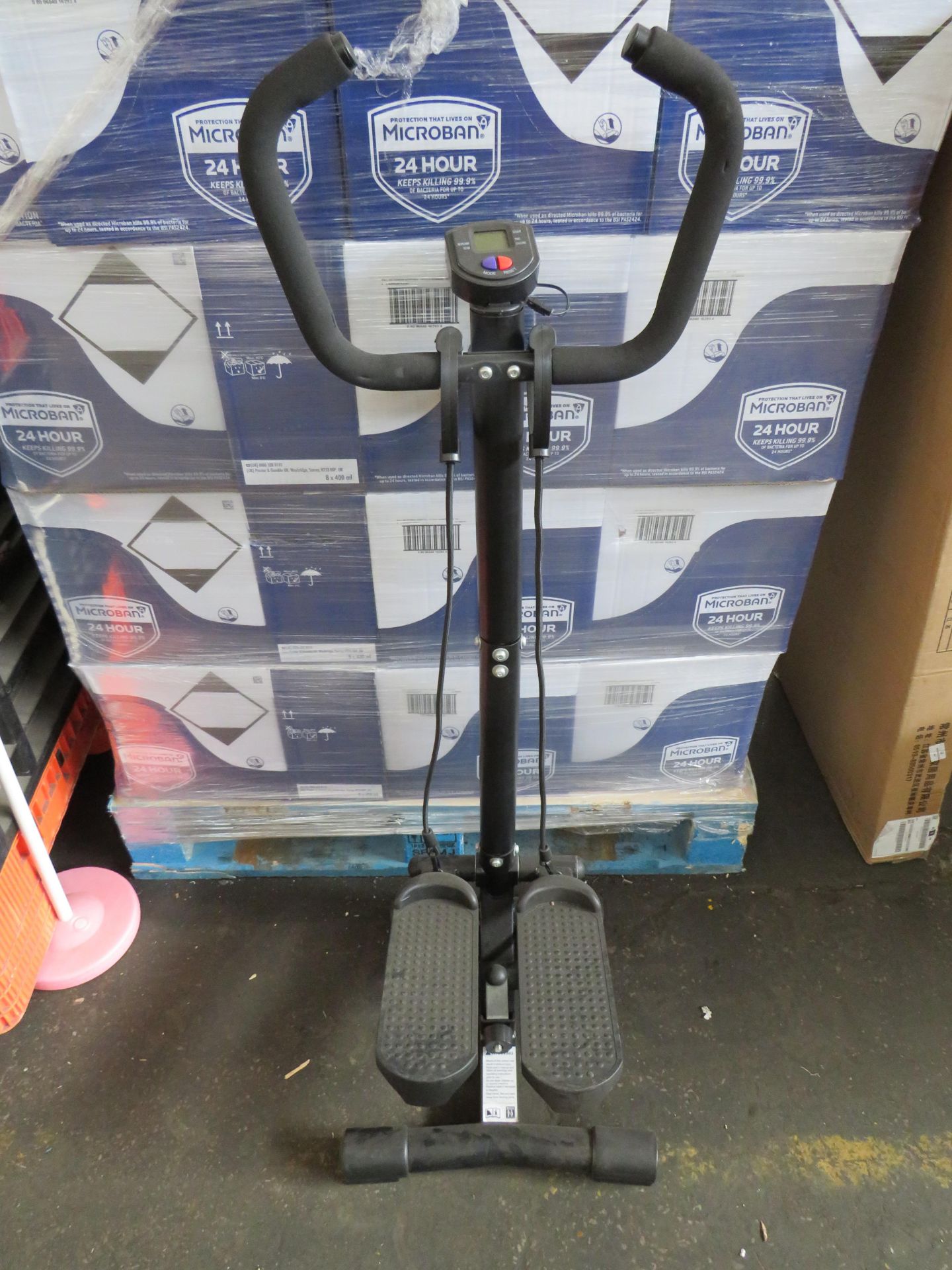 Scotts of Stow Neostar® Health Compact Stepper RRP £59.95 The Neostar® low-impact stepper is a