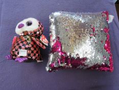 1x Small Sequin Cushion - No Packaging. 1x Sequin Owl Toy - No Packaging.