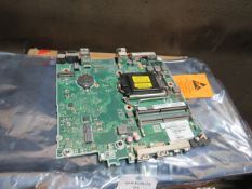 HP H240 smart HBA, boxed and unchecked